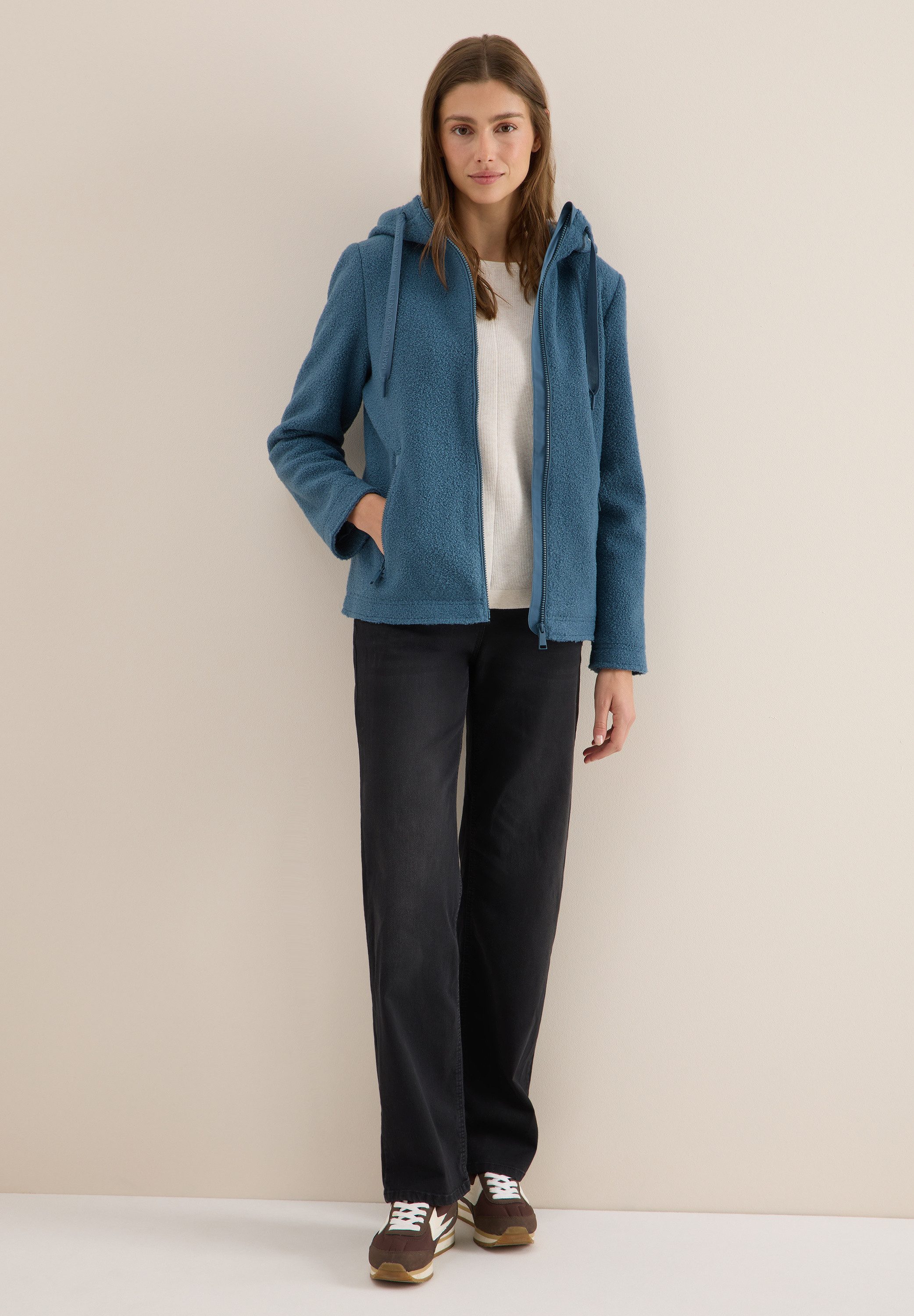 CECIL Fellimitatjacke mit Kapuze mit Tunnelzugband – Bild 4 von 5