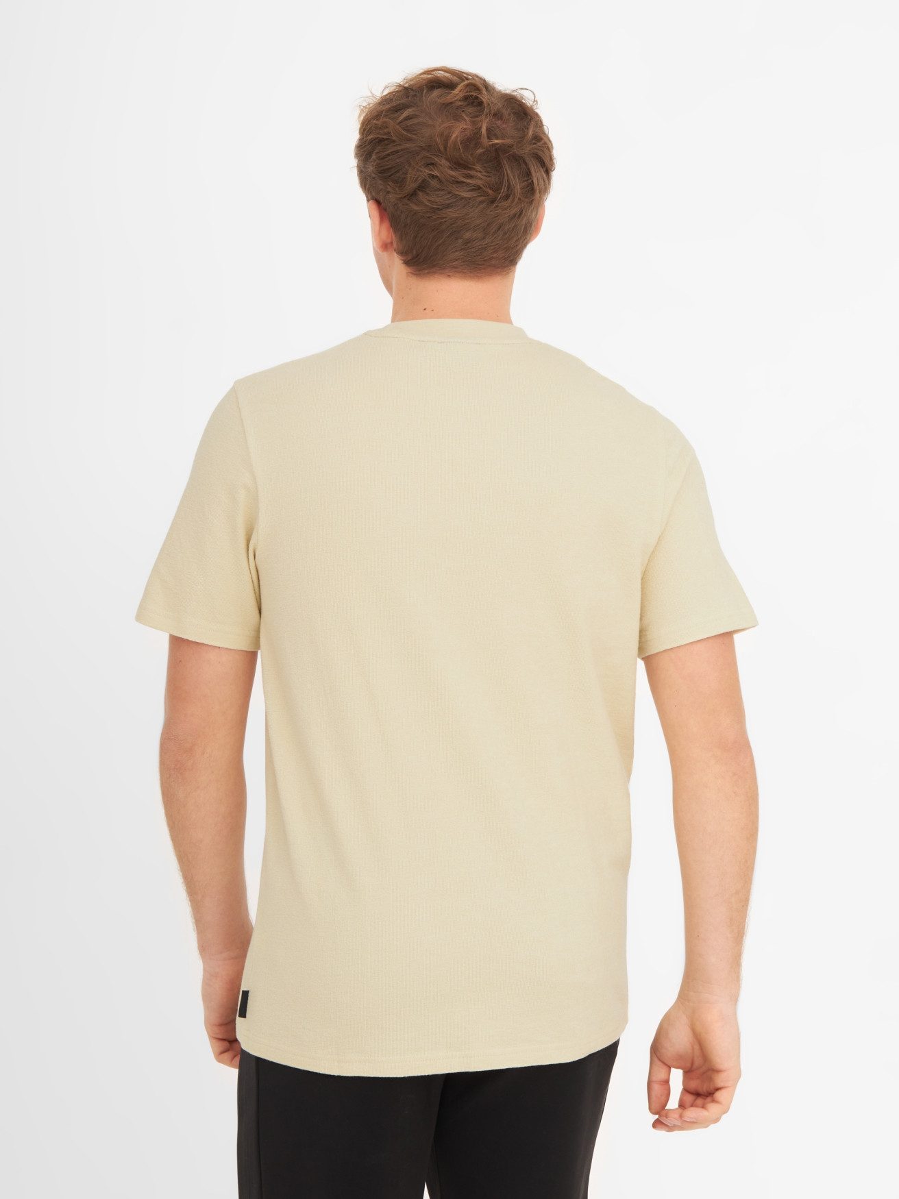 Bench. T-Shirt Bench Shirt Vibo
