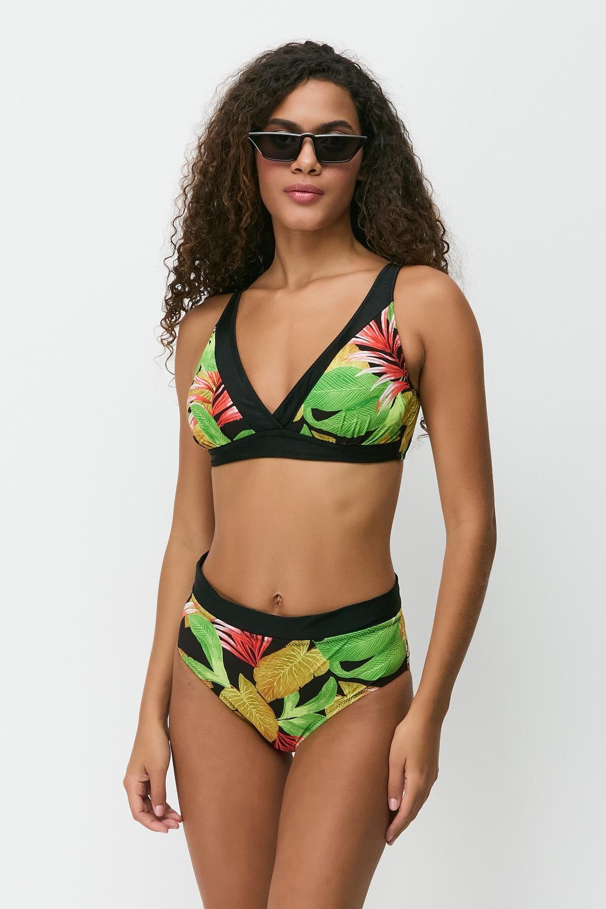 C&CITY Triangel-Bikini Kollektives Bikini-Set günstig online kaufen