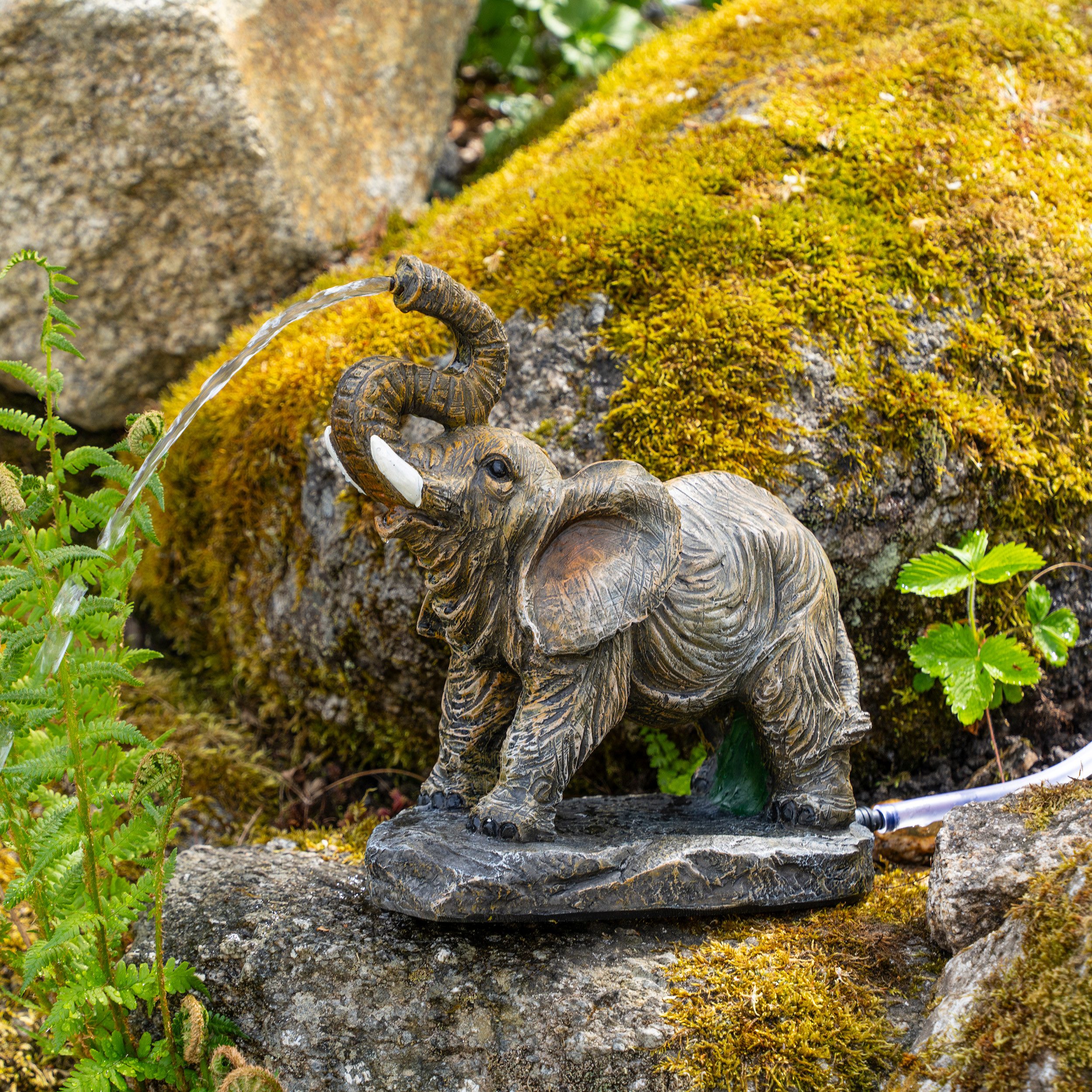esotec Wasserspeier Solar Komplettset Elefant TEMBA, Teich-Wasserspiel mit Pumpe 101679 (Komplettset)
