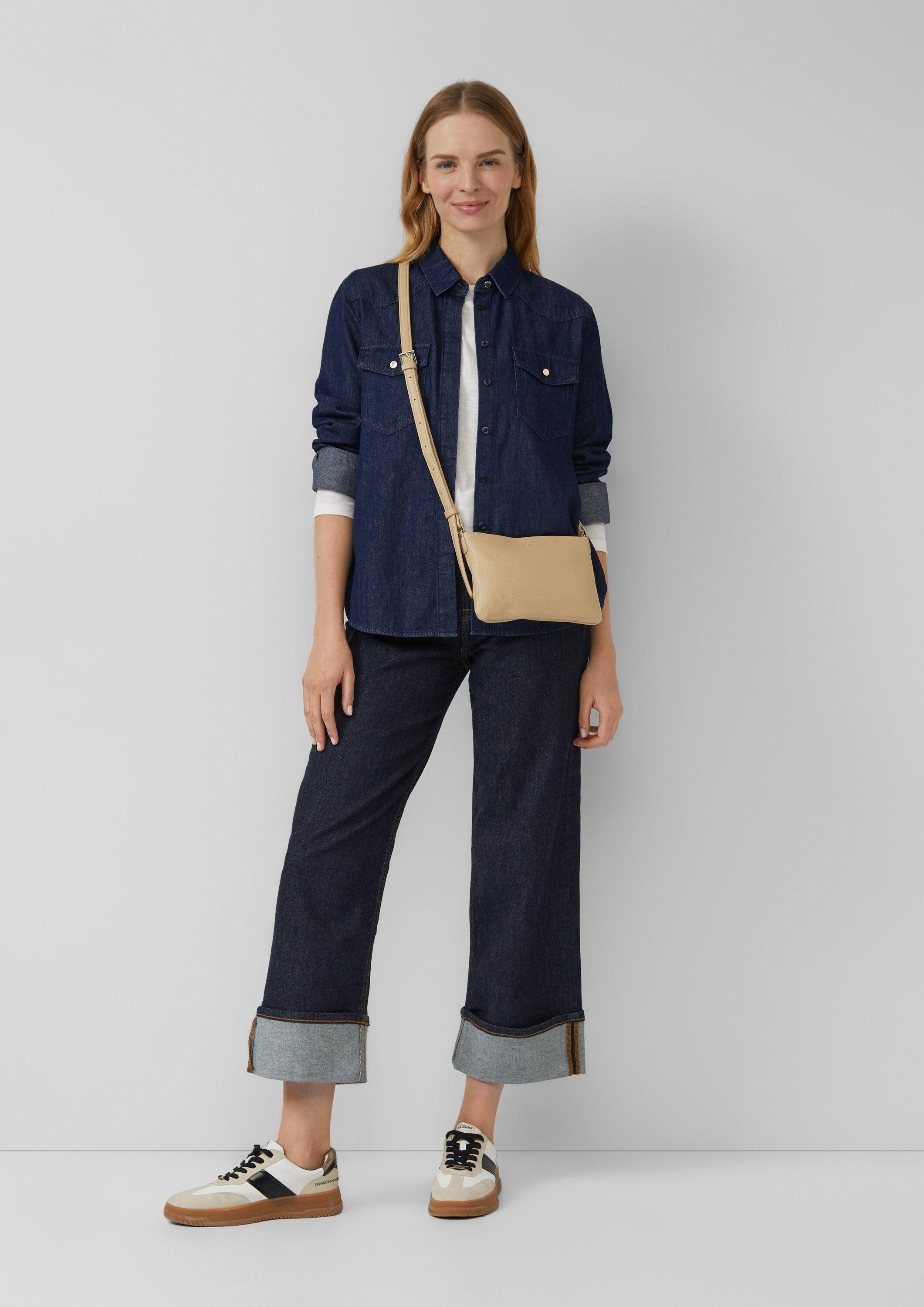 s.Oliver Umhängetasche Tasche, Mini-Bag mit Logoprägung
