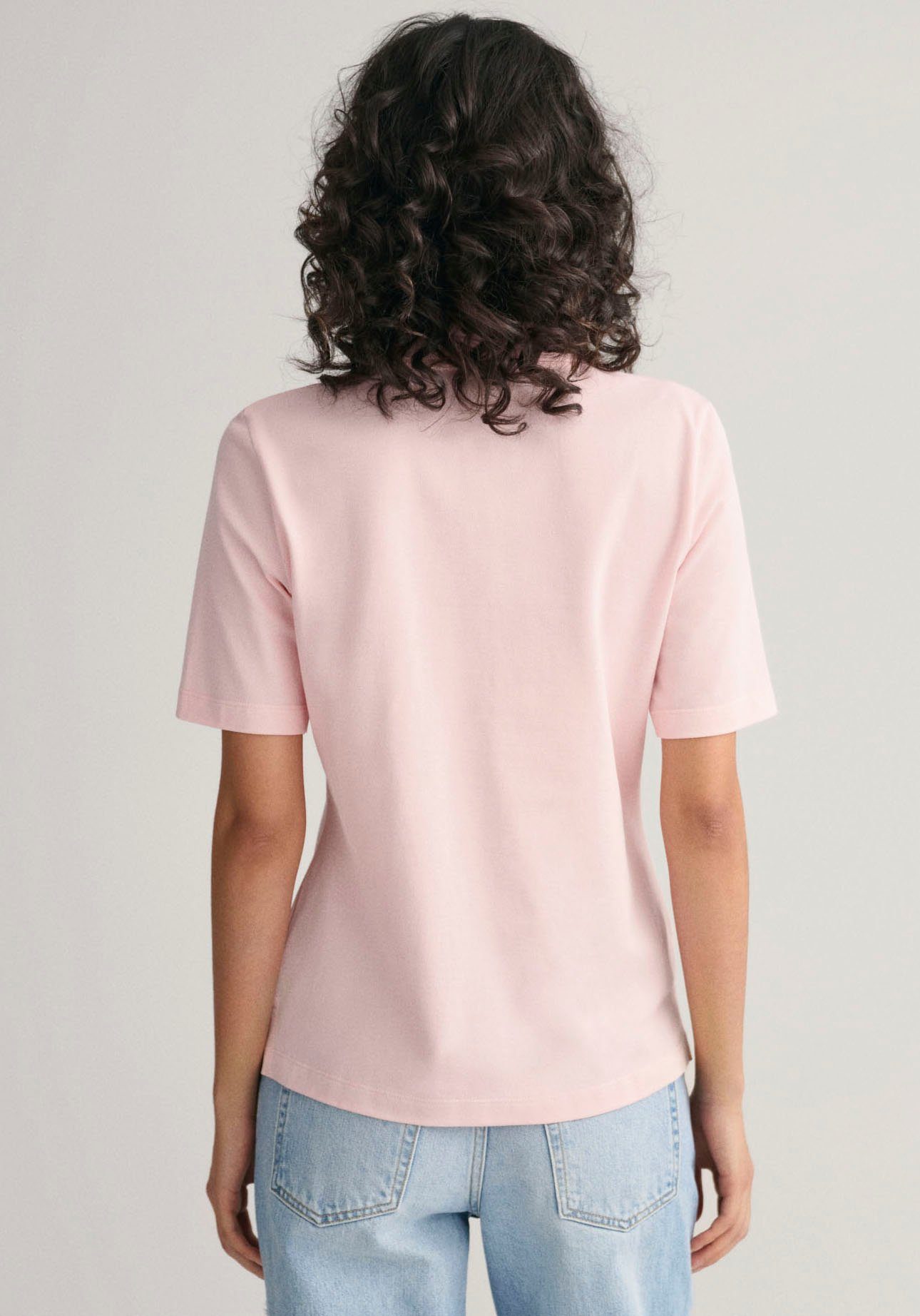 Poloshirt SHIELD POLO Brust pink grafischer Gant faded Logostickerei mit KA SLIM auf PIQUE der