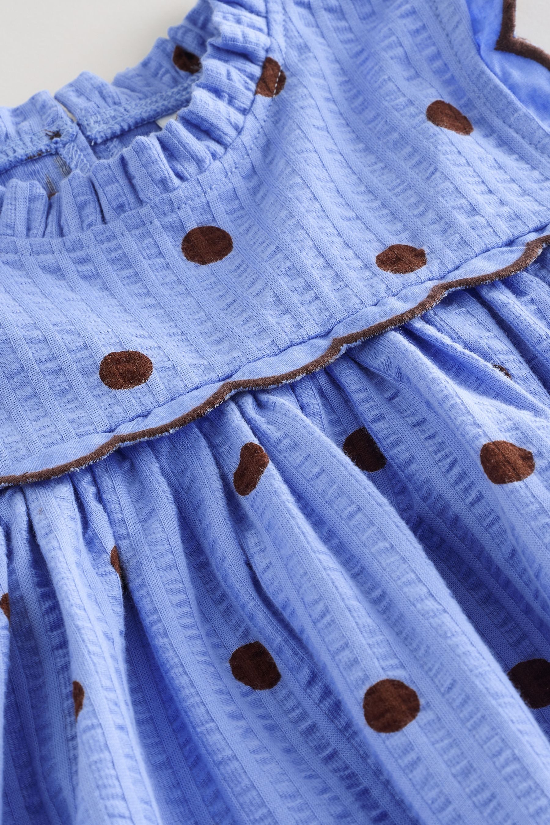 Next Sommerkleid Ärmelloses Sommerkleid mit Bogenkante (1-tlg)