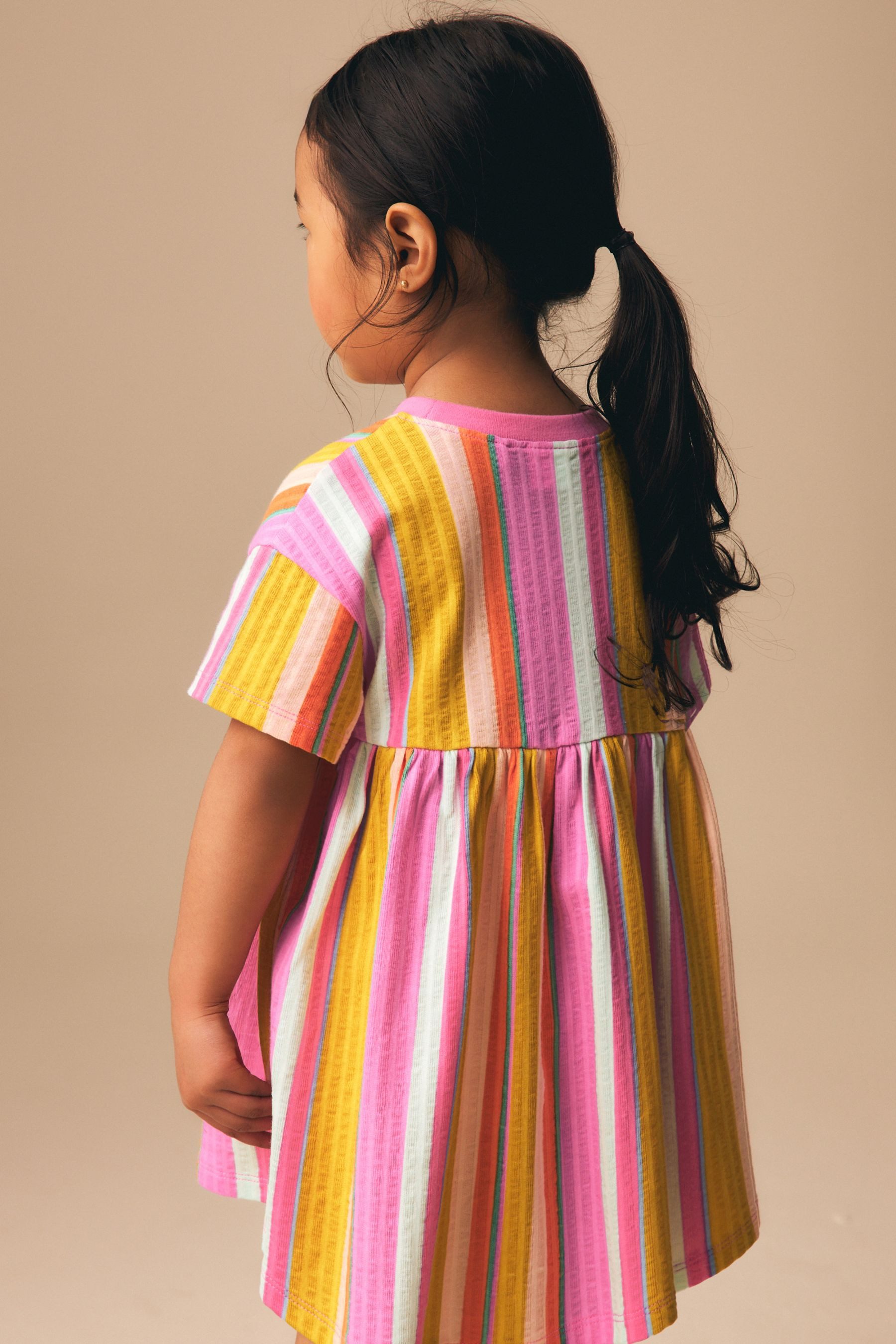Next Jerseykleid Essential Kleid aus Jersey (1-tlg)