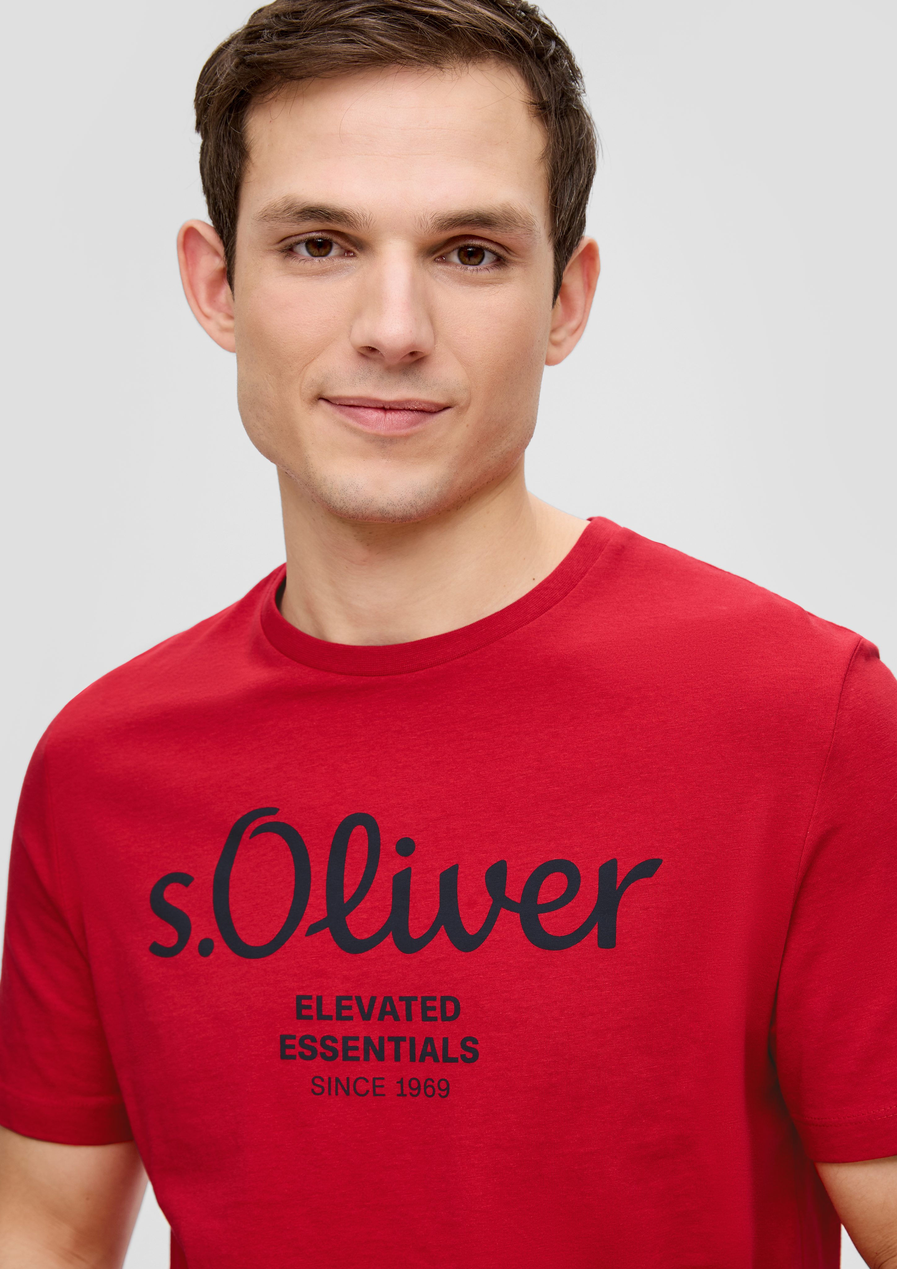 s.Oliver Kurzarmshirt T-Shirt mit Logo-Print Artwork günstig online kaufen