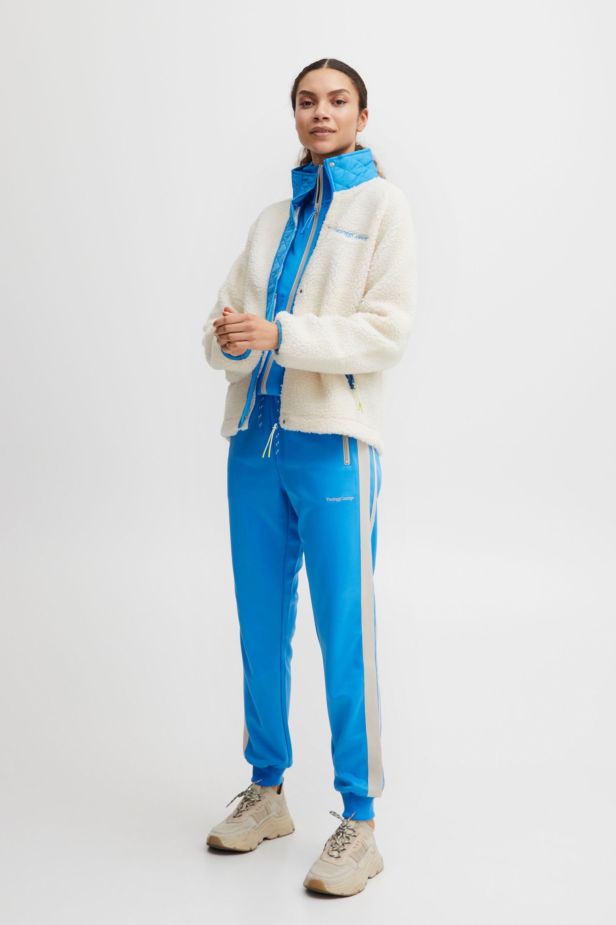 TheJoggConcept Fleecejacke JCBERRI RAGLAN JACKET - günstig online kaufen
