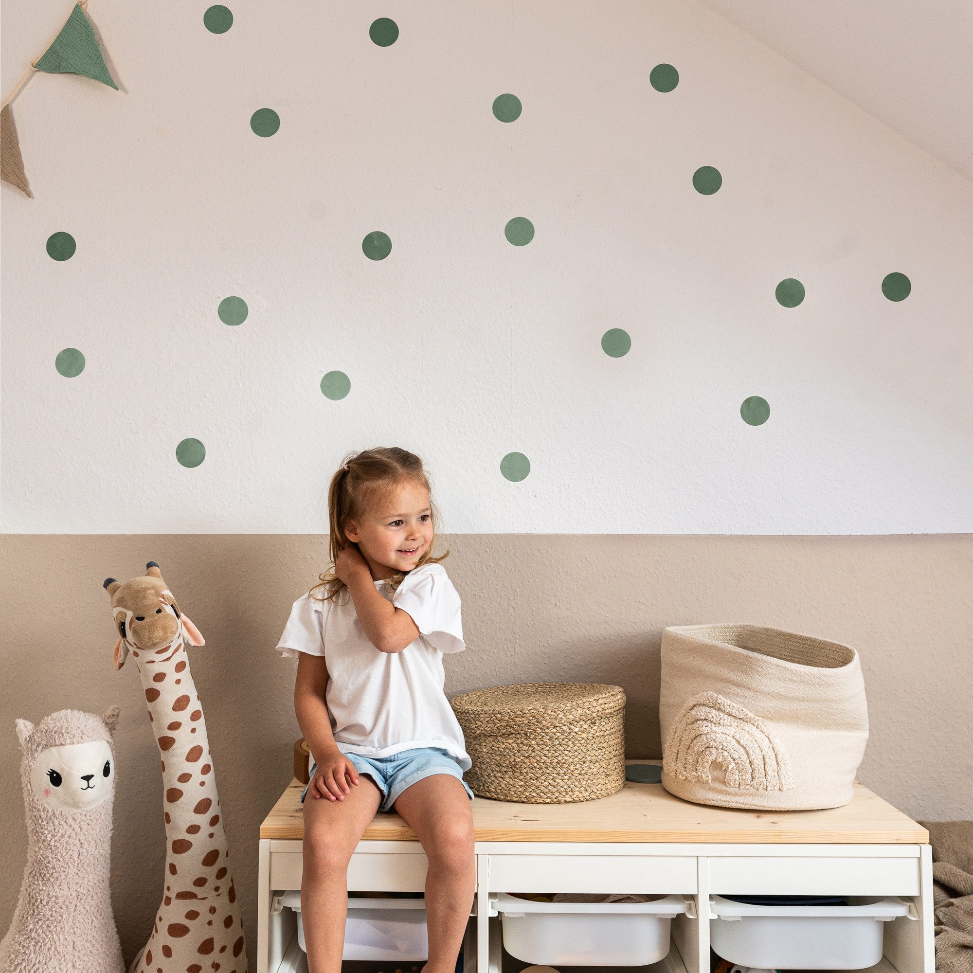 lilimaus Wandsticker Herzen, Sterne & Punkte selbstklebend - Deko fürs Kinderzimmer (36 St), Herzen, Sterne oder Punkte - 36er- & 132er-Set, ablösbar