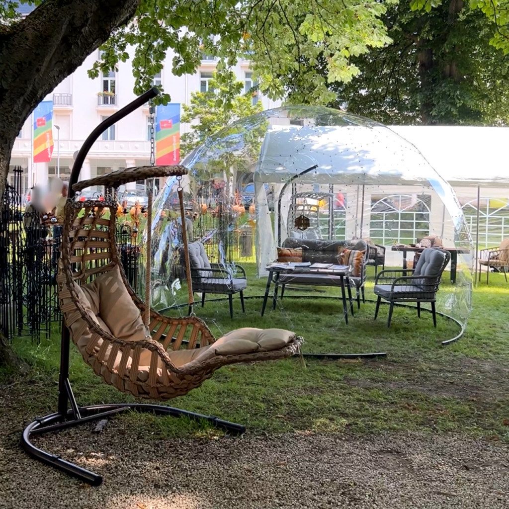 gowoll Hängesessel mit Gestell und Kissen Handgeflechtet Rattan Gartenschaukel Bodrum, mit Relaxfunktion