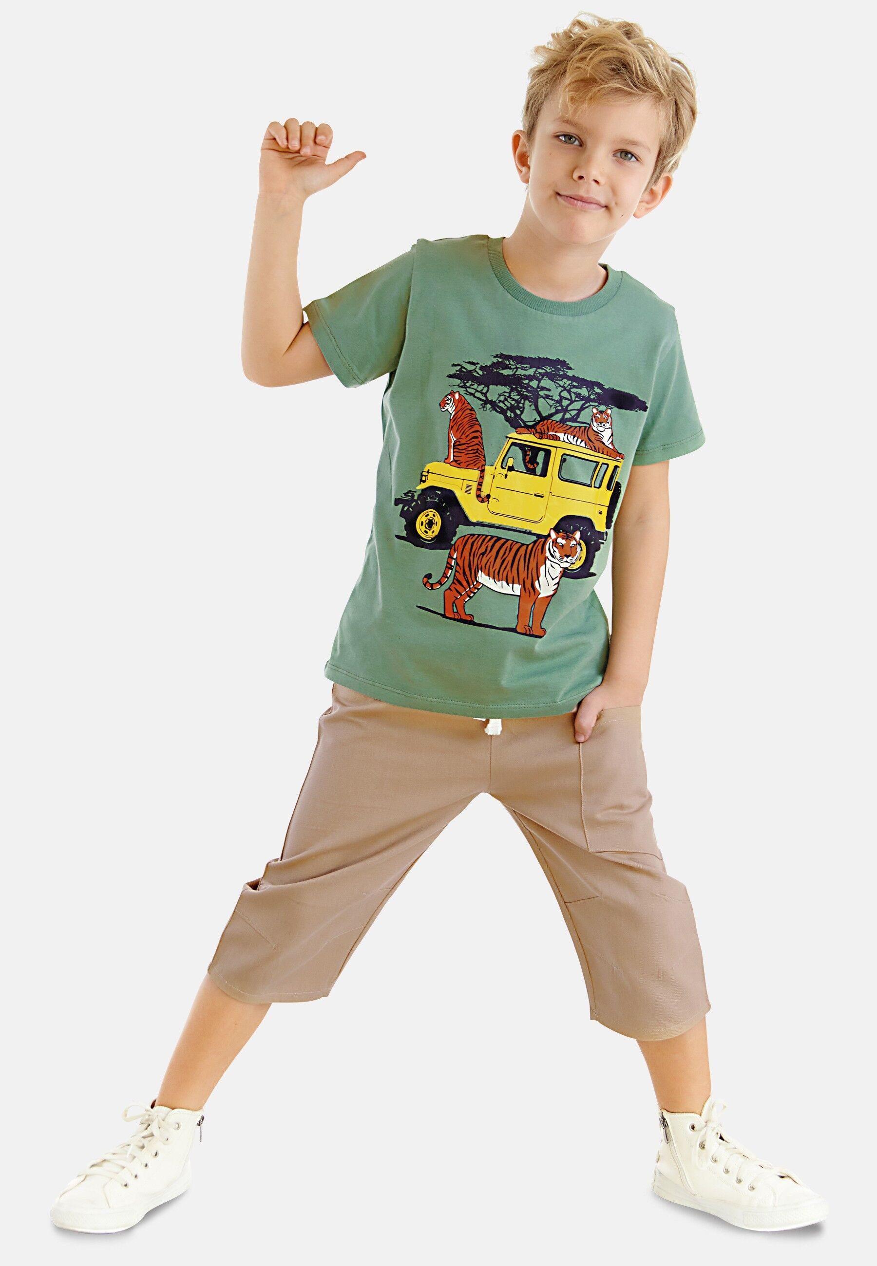 Denokids Hausanzug Safari Boy (2 tlg) mit Safari-Jeep-Print