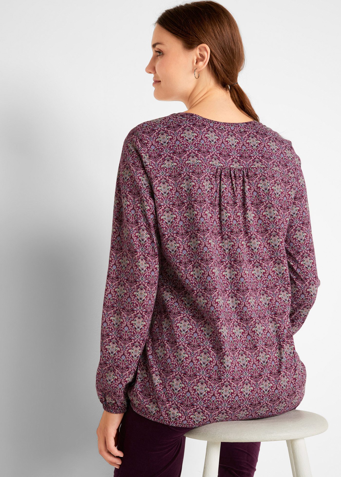 bonprix Tunikashirt Loose Fit Passform, Langarm-Design, aus Baumwolle und Viskose