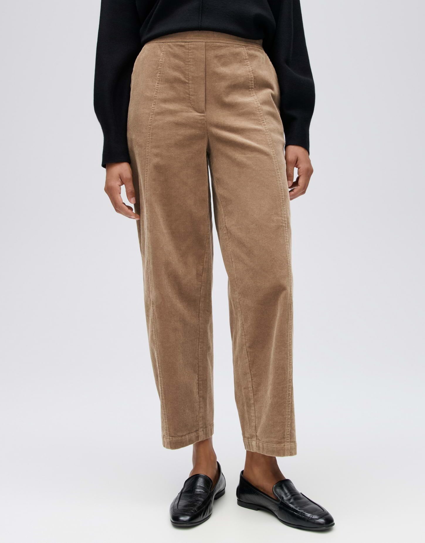 OPUS Stoffhose Marou mod aus weichem Cord Ovale Beinform mit samtiger Oberfläche und Gummibund hinten