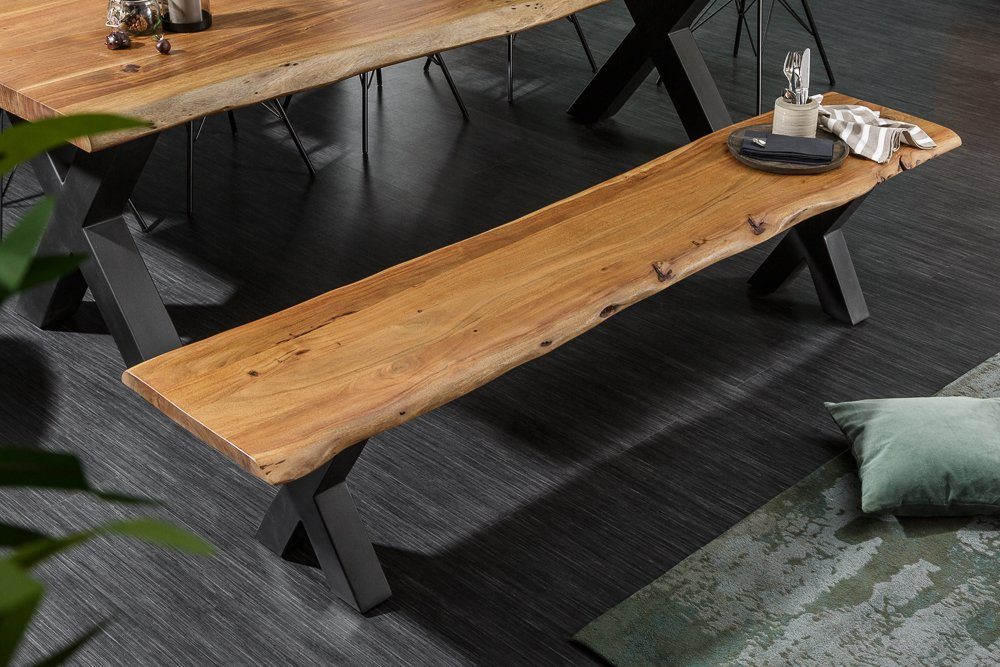 riess-ambiente Sitzbank MAMMUT NATURE 160cm honigfarben/schwarz - Akzien-Massivholz, Metall, mit Baumkante und Beine in X-Form - ideal für Wohn- und Esszimmer