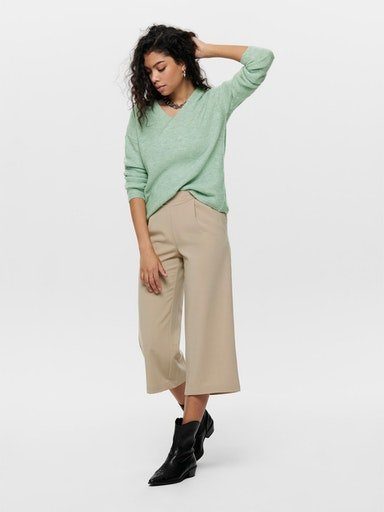 Zum Outfit 12