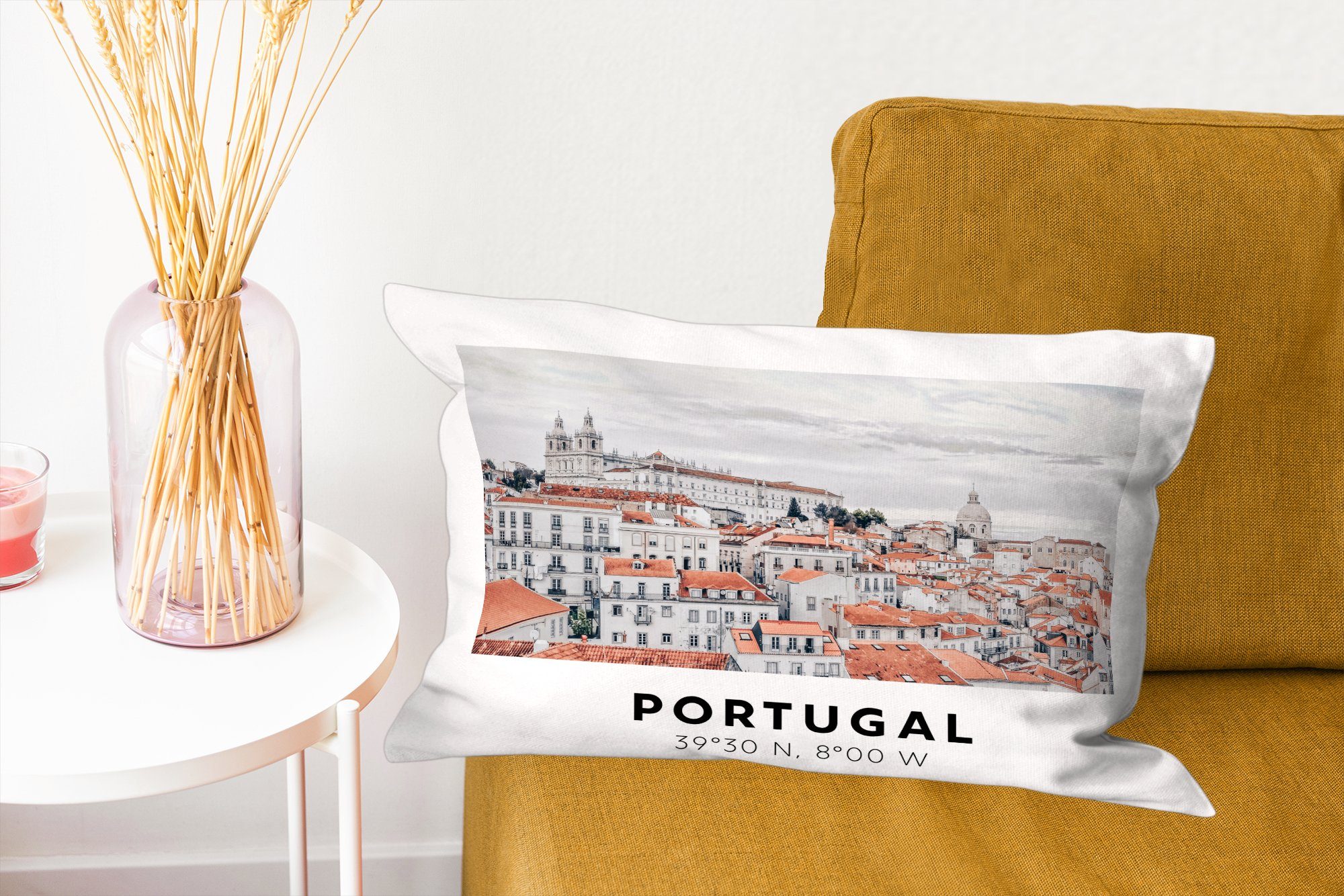 MuchoWow Dekokissen Portugal - Dekoration, Silhouette, Zierkissen, - mit Füllung, Rot Wohzimmer Dekokissen Schlafzimmer - Europa