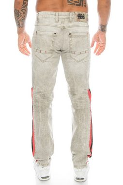 Cipo & Baxx Slim-fit-Jeans Herren Jeans Hose mit modischen Streifen und ausgefallener Waschung Stylische Kontrastnähte und Waschung kombiniert