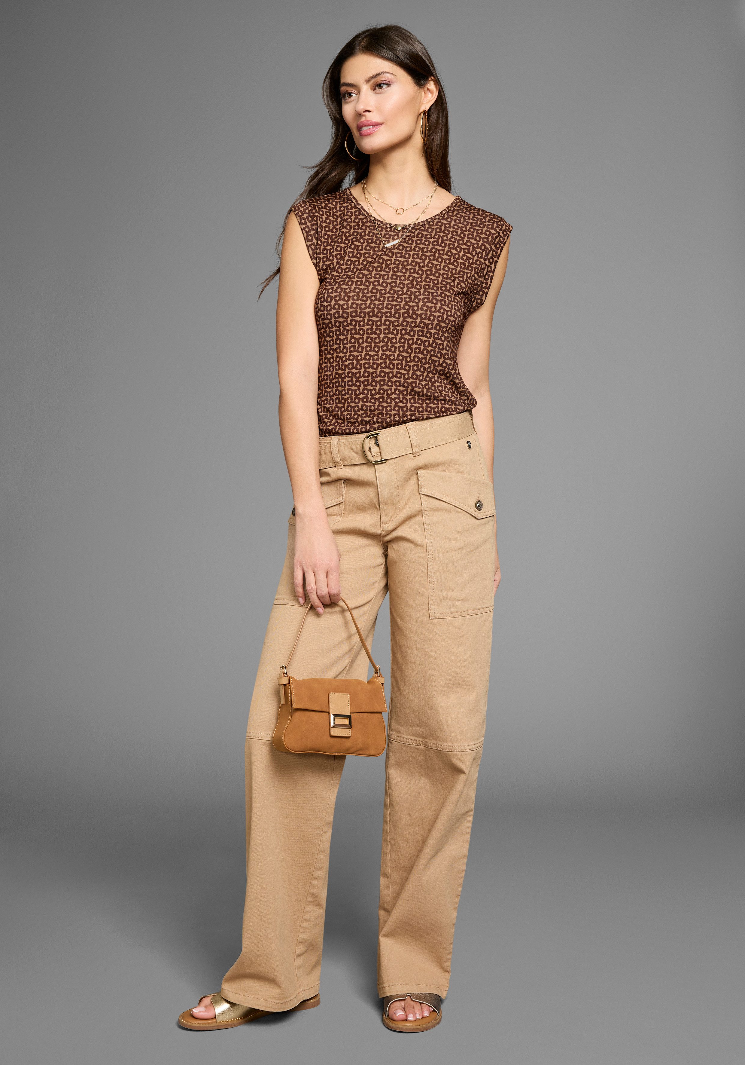 Laura Scott T-Shirt figurumspielende Passform, gemustert, Rundhalsausschnit günstig online kaufen