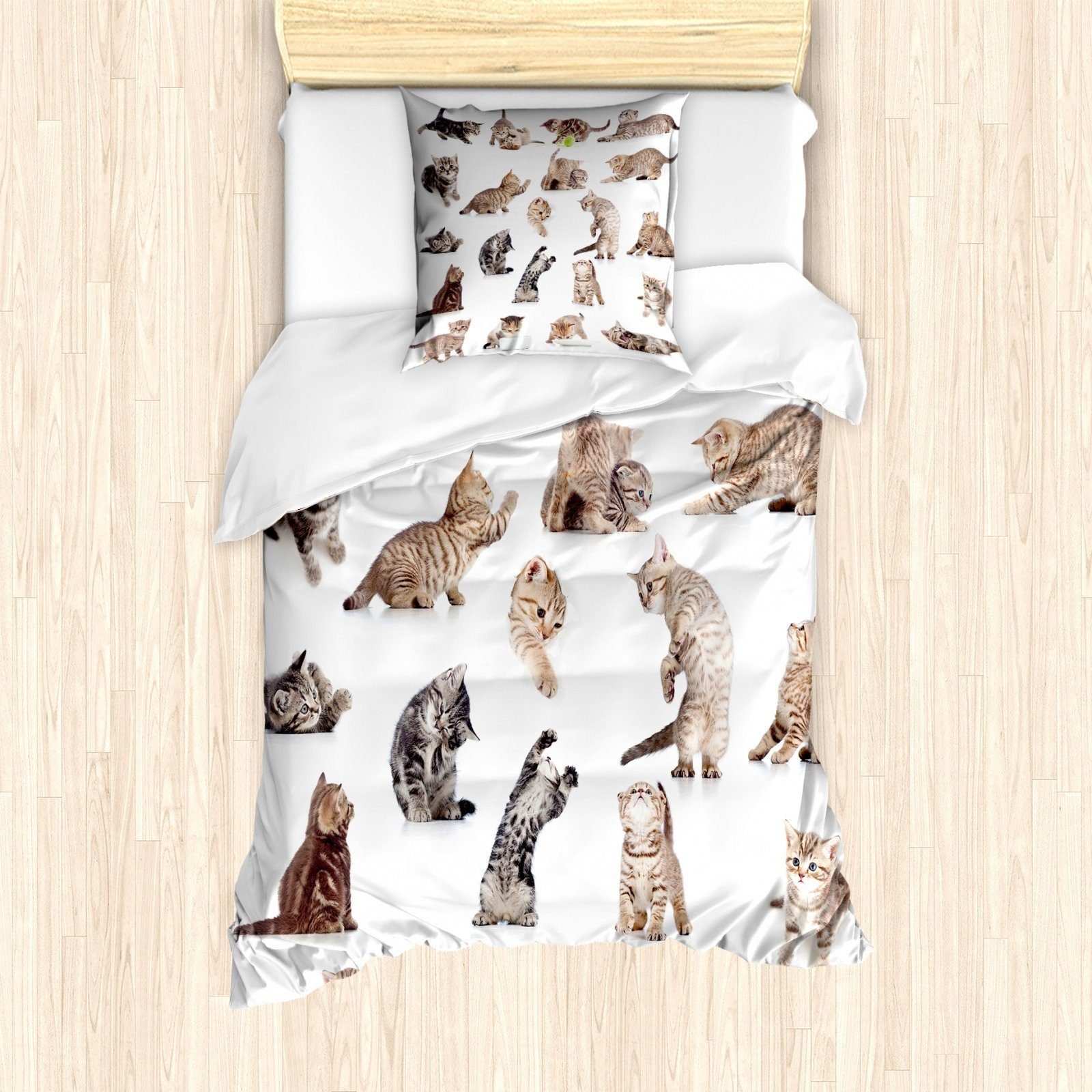 Bettwäsche »Milbensicher Allergiker geeignet mit Kissenbezug«, Abakuhaus,  Katze Lustige Spielerische Katzen Bild online kaufen | OTTO