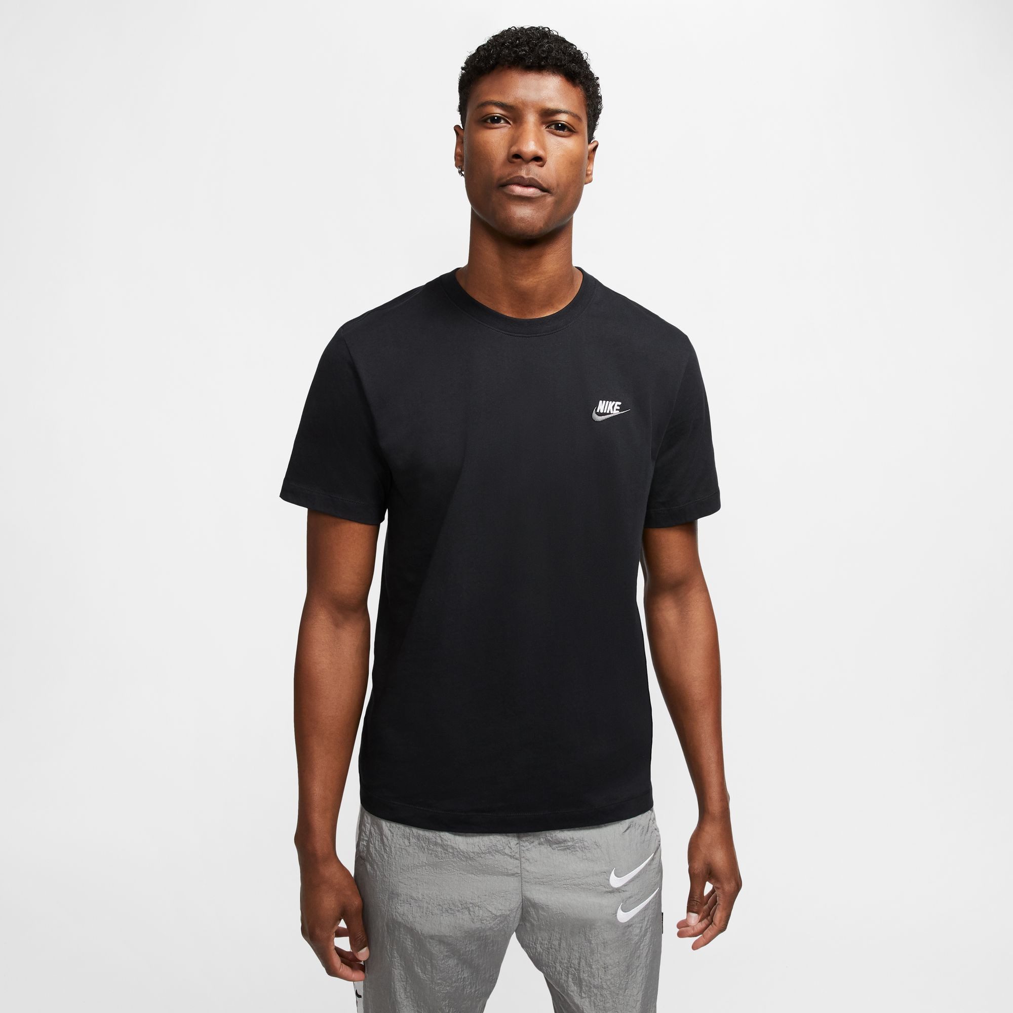 Nike Sportswear T-Shirt M NSW CLUB TEE Regular Fit, Kurzarm, Rundhalsausschnitt