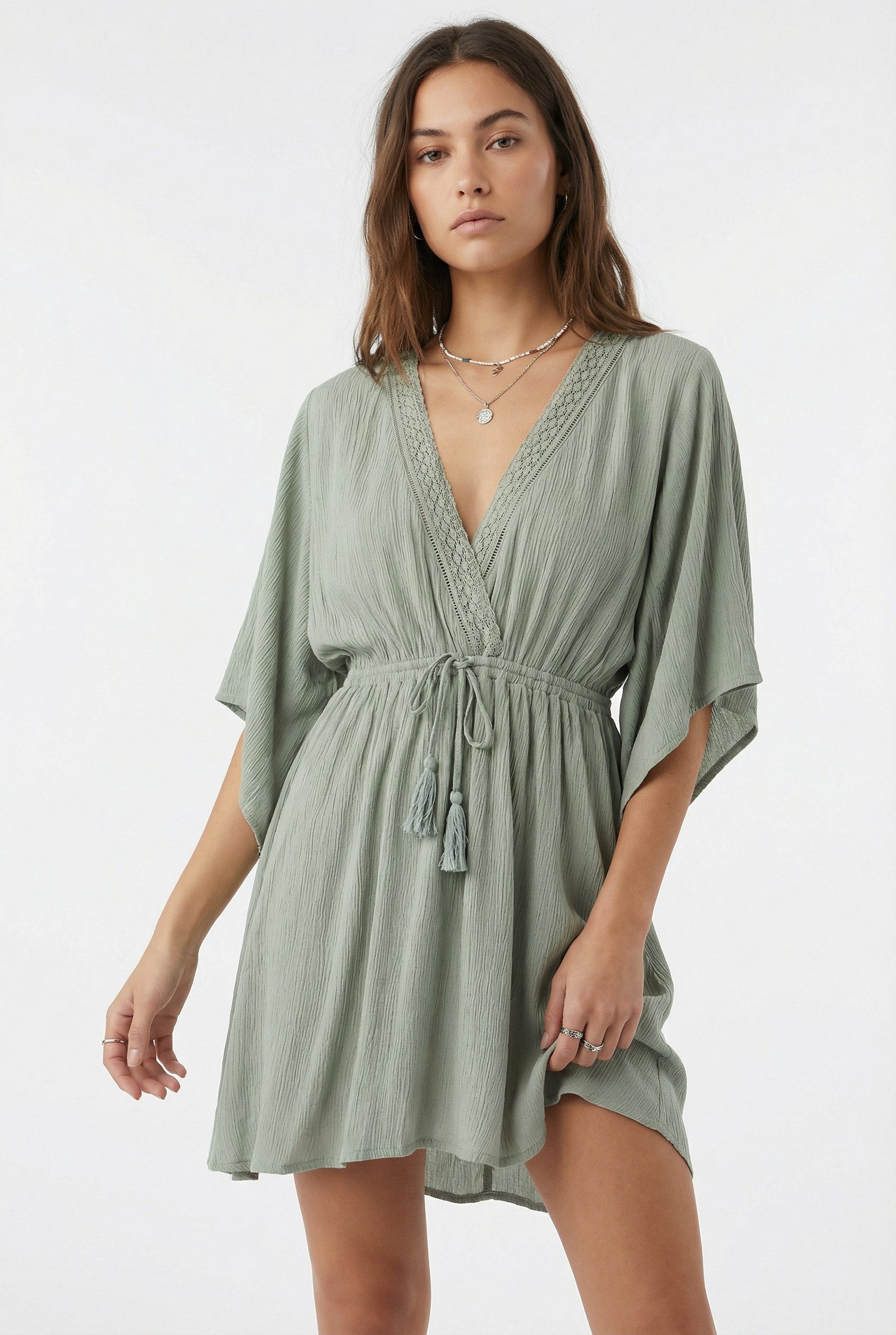 O'Neill Strandkleid ESSENTIALS TOKEENA COVER UP mit Kordelzug mit Quasten, aus Viskose, lockerer Schnitt