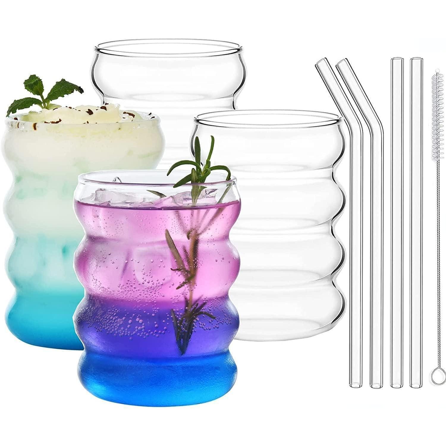 LuxusKollektion Tumbler-Glas Gerippte Trinkgläser mit Glasstrohhalmen 4er Set 350ml - Geschenk Wave
