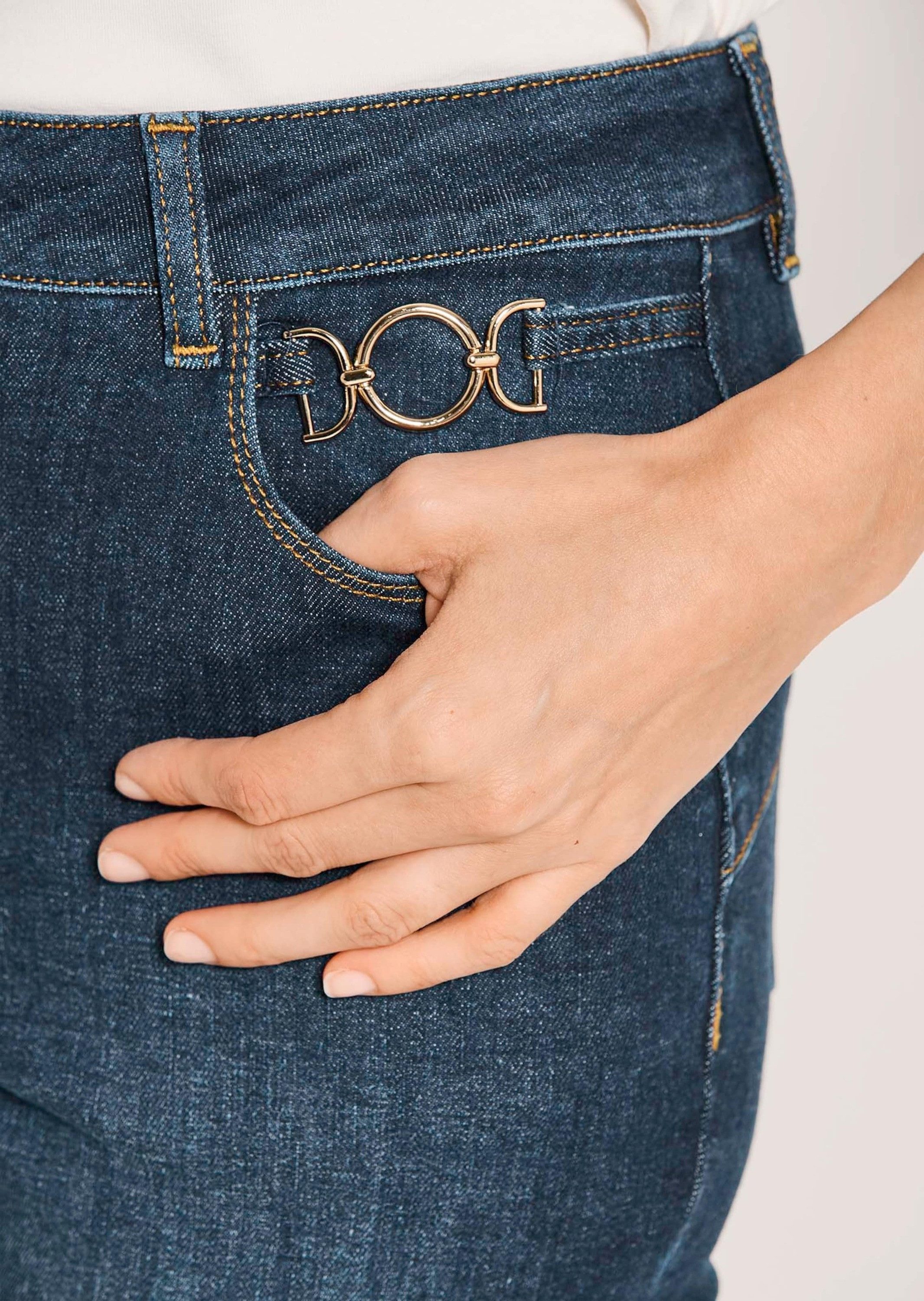MADELEINE Gerade Jeans Slim-Fit Jeans mit Kettendetail Skinnyjeans mit Gürtelschlaufen, Taschen und Knöchellänge
