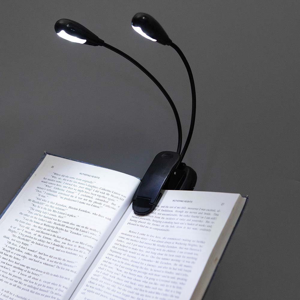 Rosnek LED Leselampe Clip-on, Doppelkopf, batterie/USB, für Kopfteil Schreibtisch, Kaltweiß, verstellbarer Schwanenhals, leicht, Bett Lesen