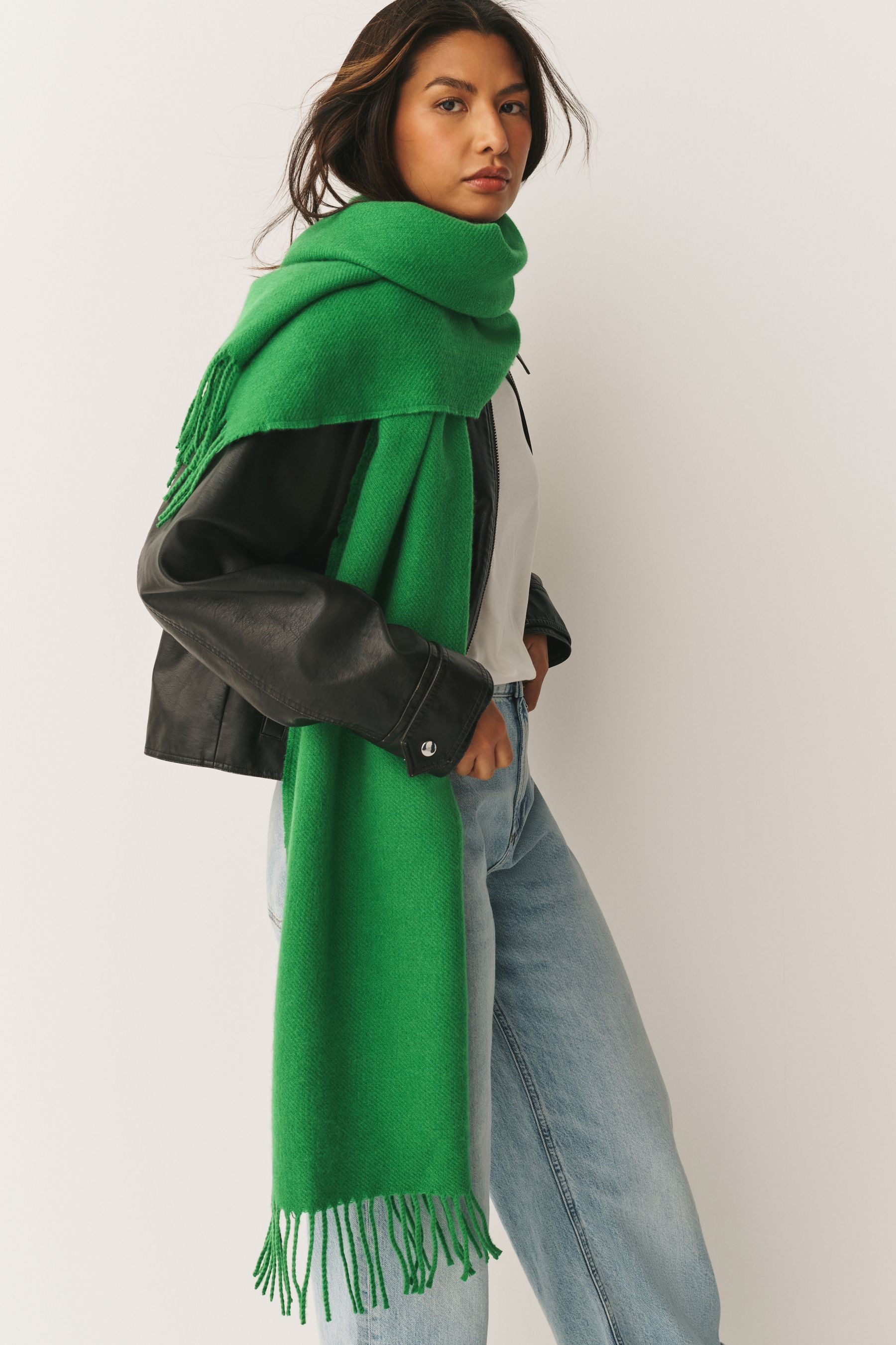 Next Schal Mittelschwerer Schal aus Wollmischung, (1-St)