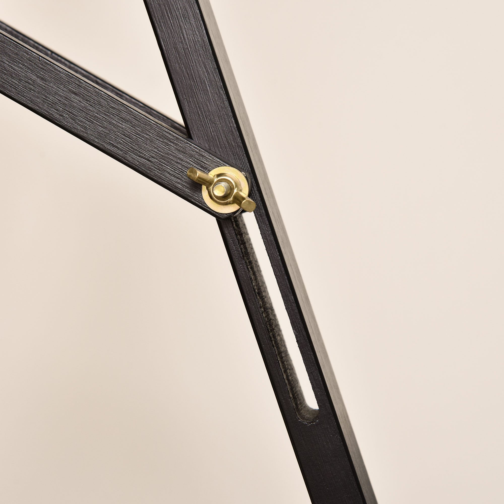 Novzep Staffelei Staffelei Holz 134,5 cm hoch Holzstaffelei für Leinwände bis 108 cm, für Malerei, Skizze, Hochzeit, Ausstellung