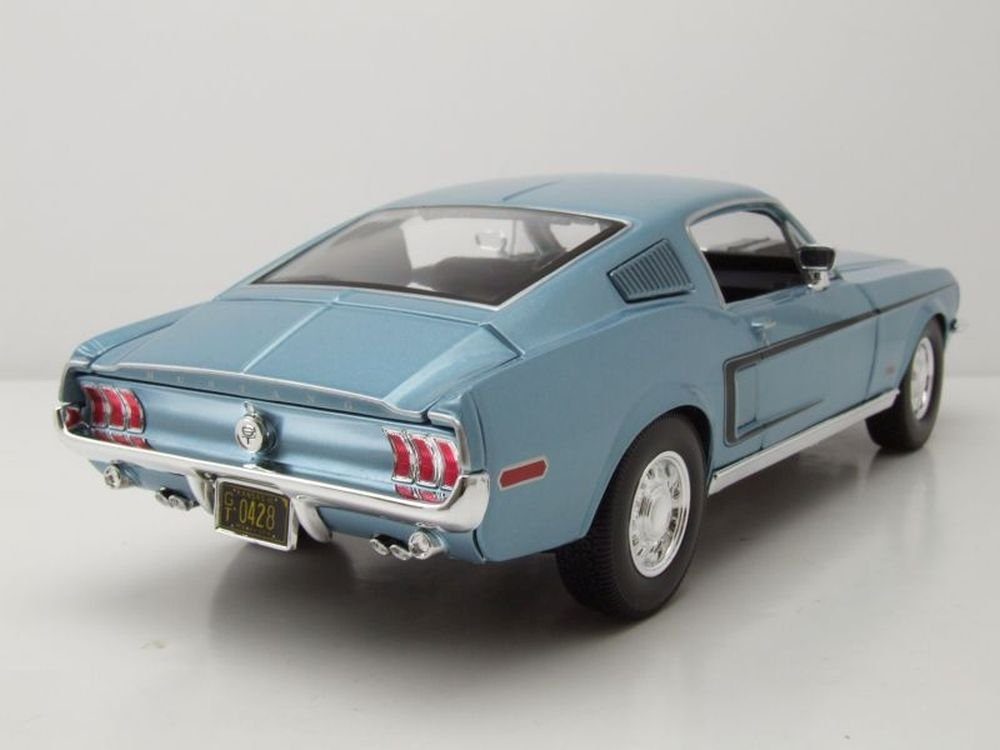 Maisto® Modellauto Ford Mustang GT Cobra Jet Fastback 1968 blau metallic, Maßstab 1:18