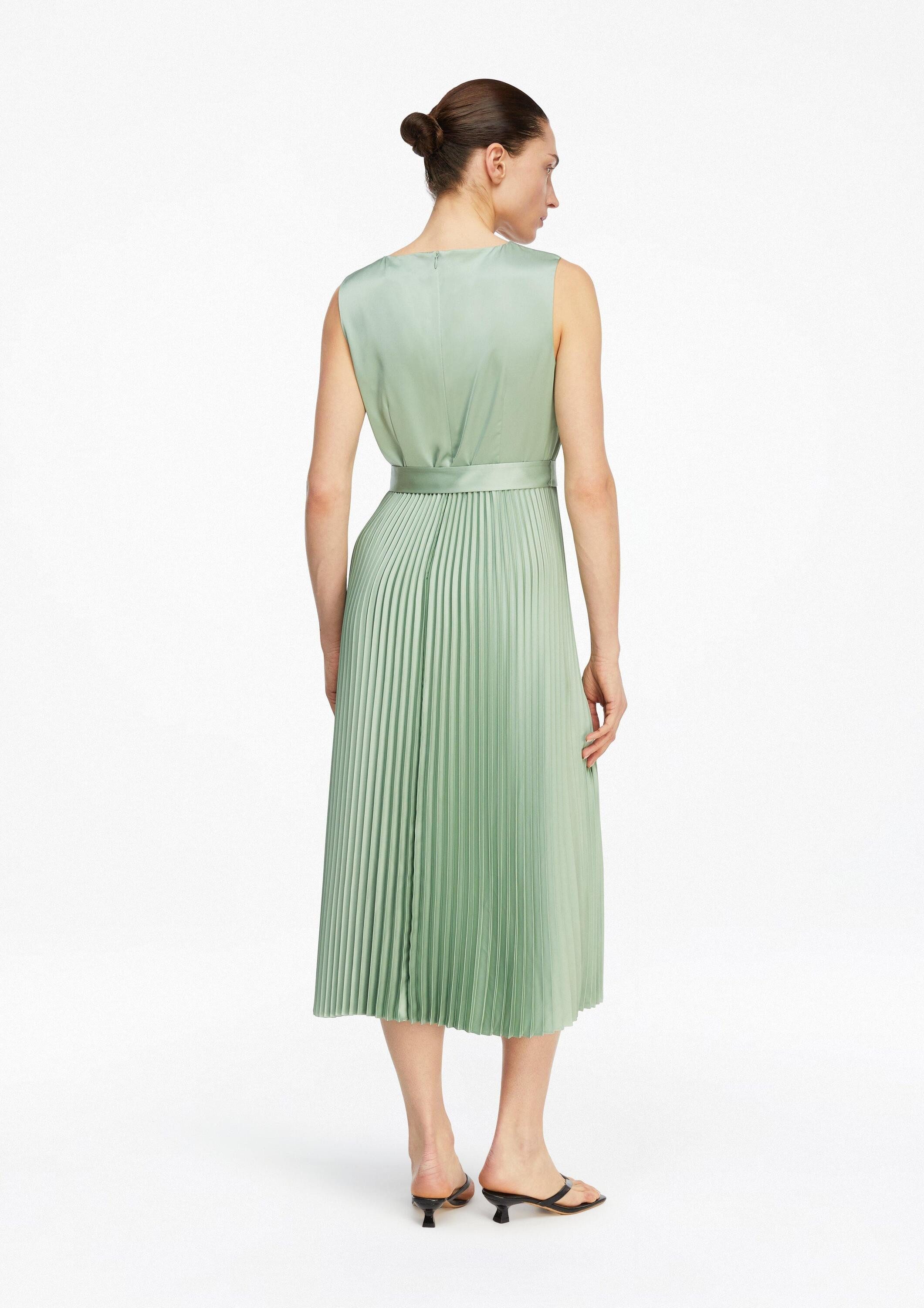 comma Midikleid Kleid Satinkleid mit Plissée-Rock