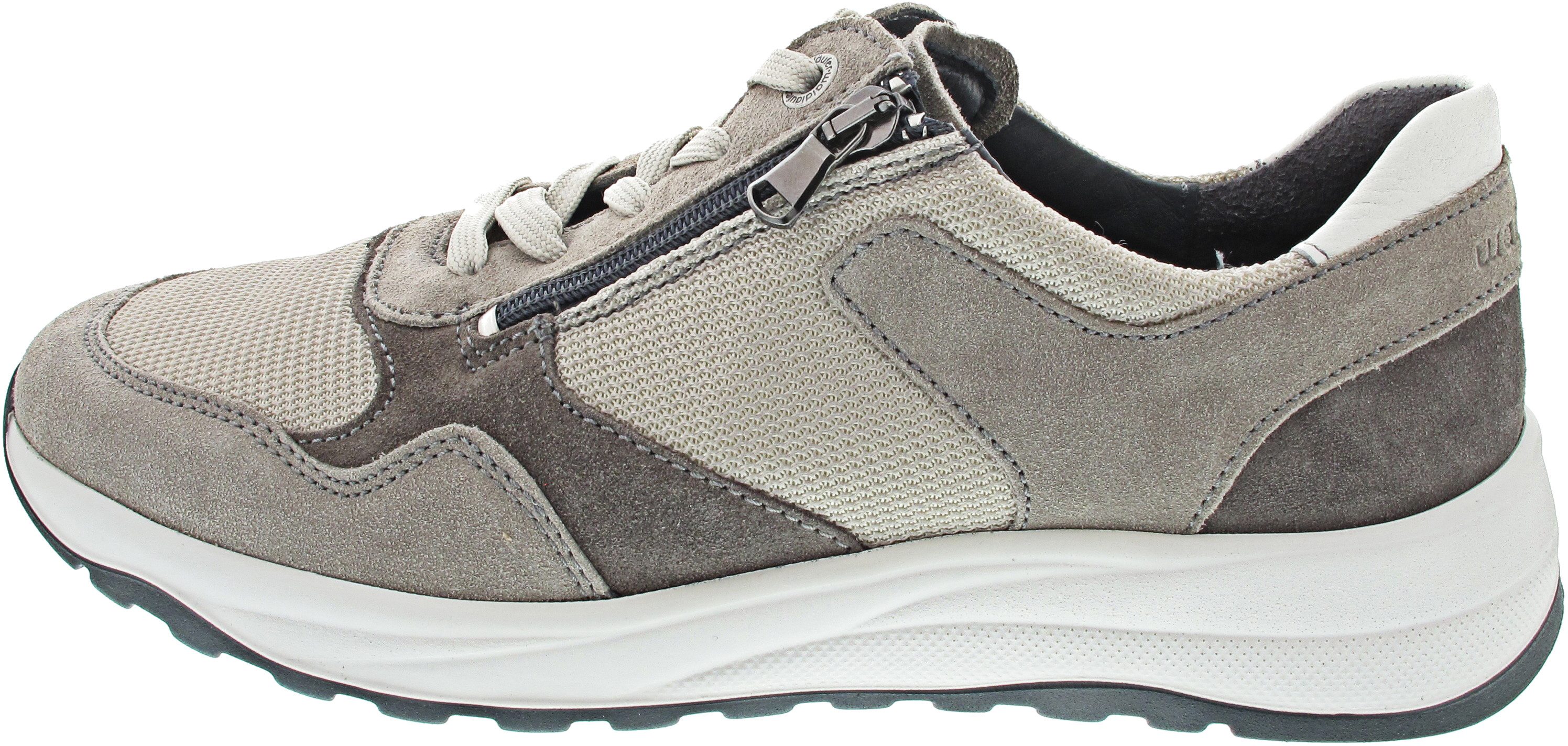 Schnürschuh