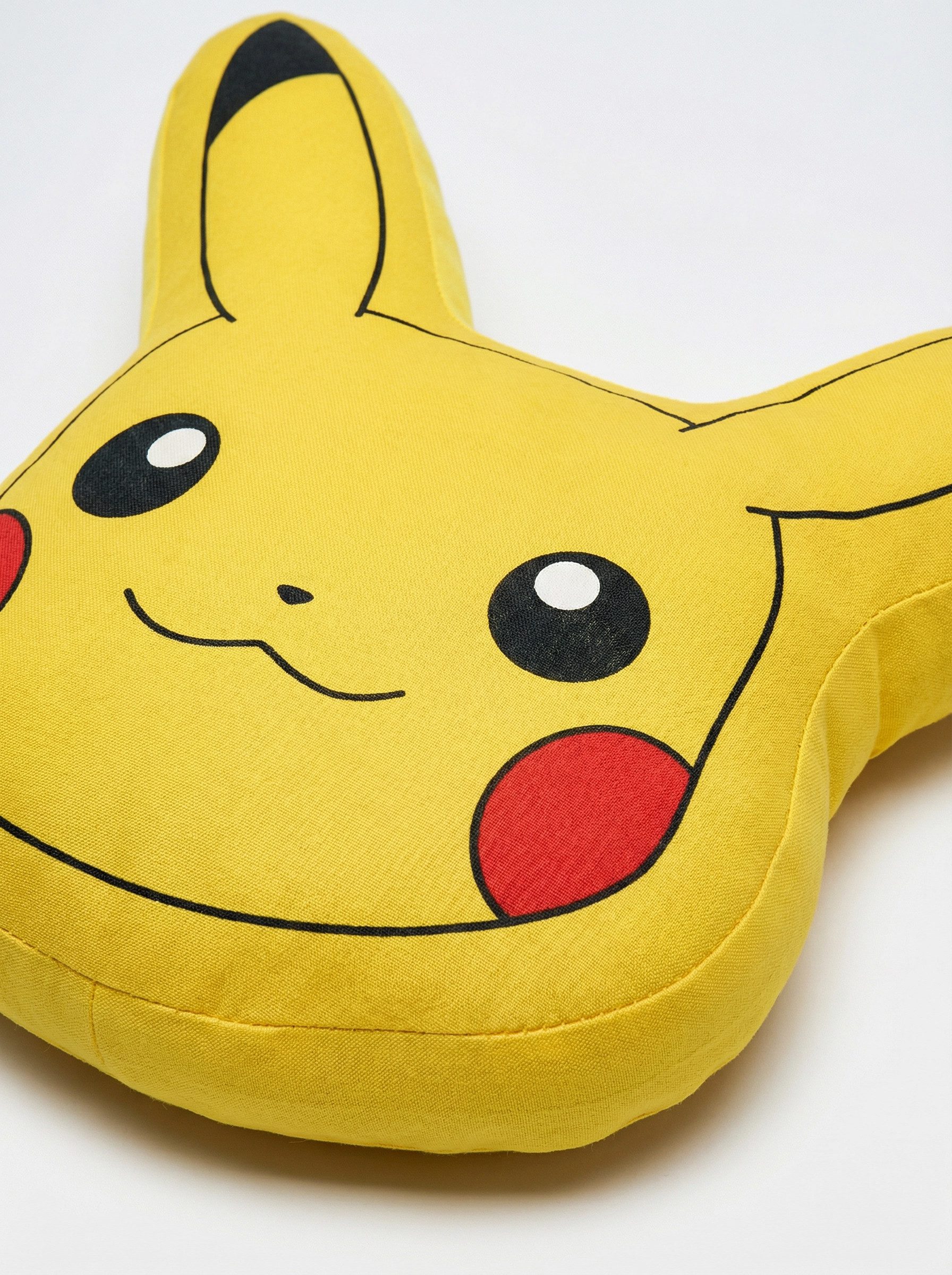 POKÉMON Dekokissen Pokemon Pikachu 3D Kissen Dekokissen Cushion 40x40x8 cm