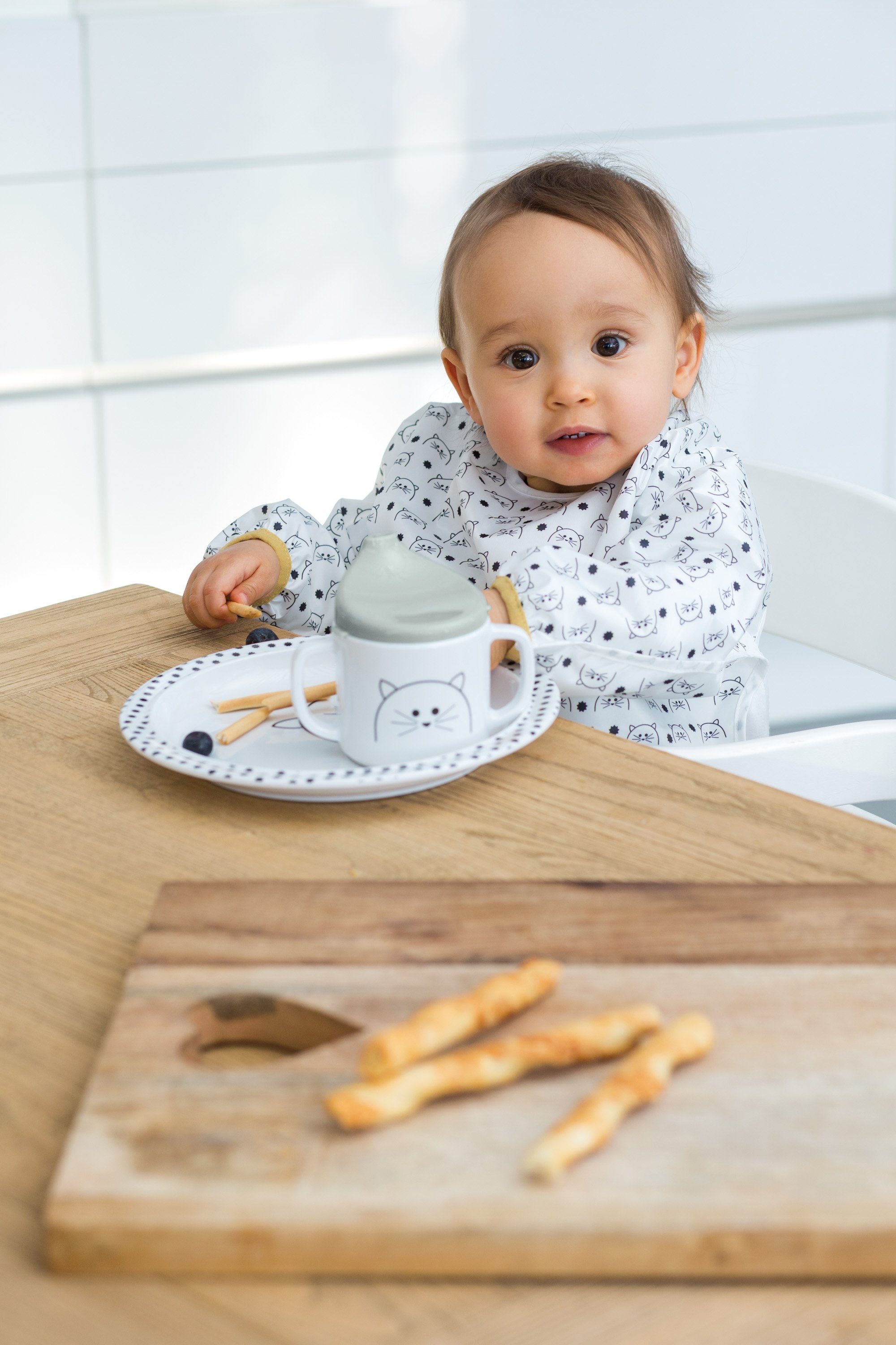 LÄSSIG Lätzchen Little Chums, mit vegan integriertem (1-St), Auffangschutz; langärmelig, Cat, PETA-approved