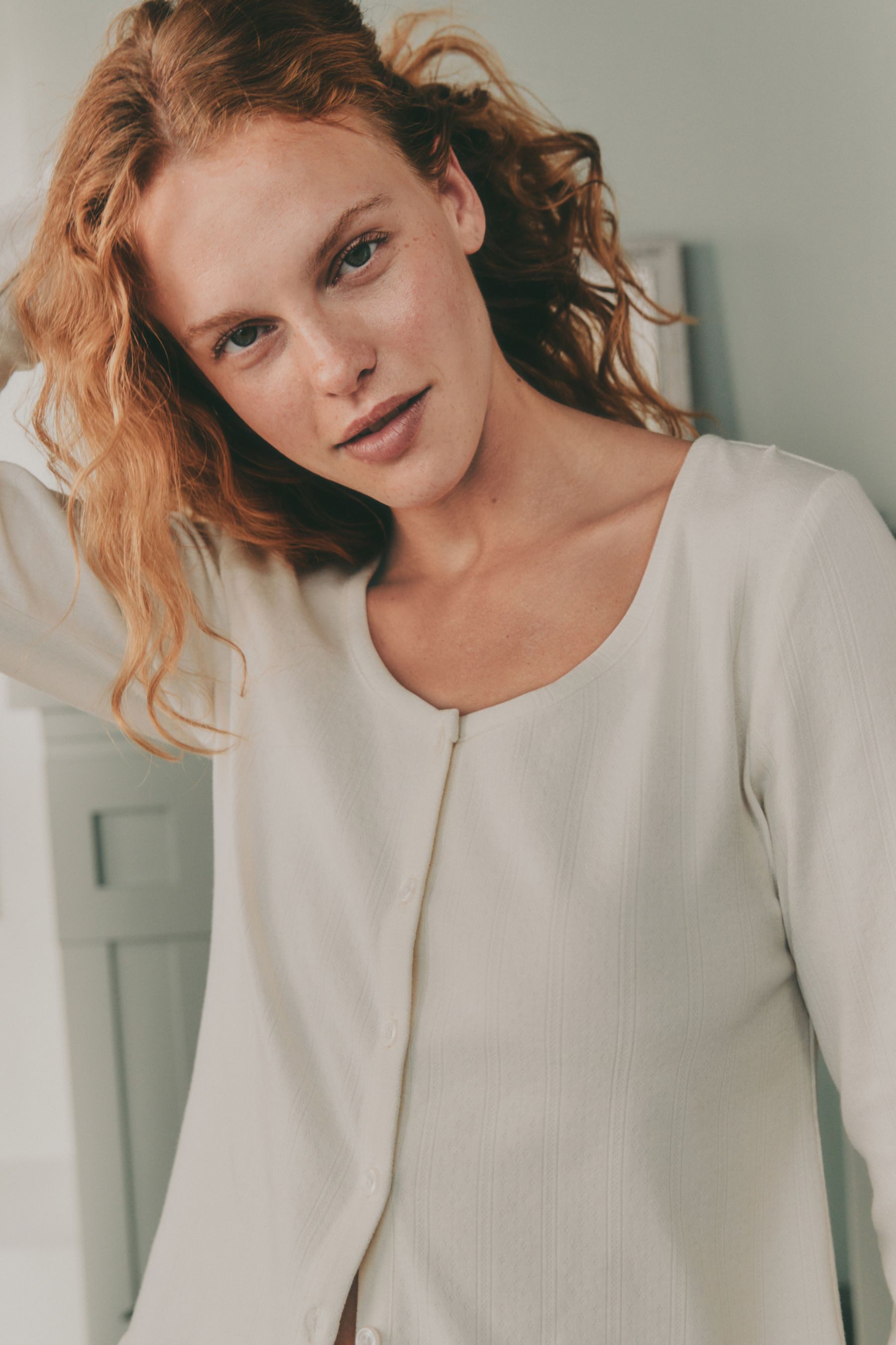 LAURA ASHLEY Pyjama Laura Ashley Langarm-Schlafanzug mit Pointelle (2 tlg) – Bild 5 von 5