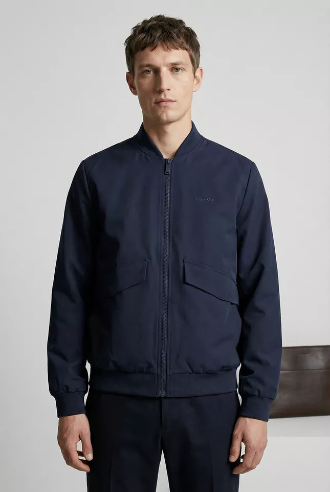 Calvin Klein Bomberjacke LS SOFT TECH BOMBER JACKET Regular fit mit Stehkragen
