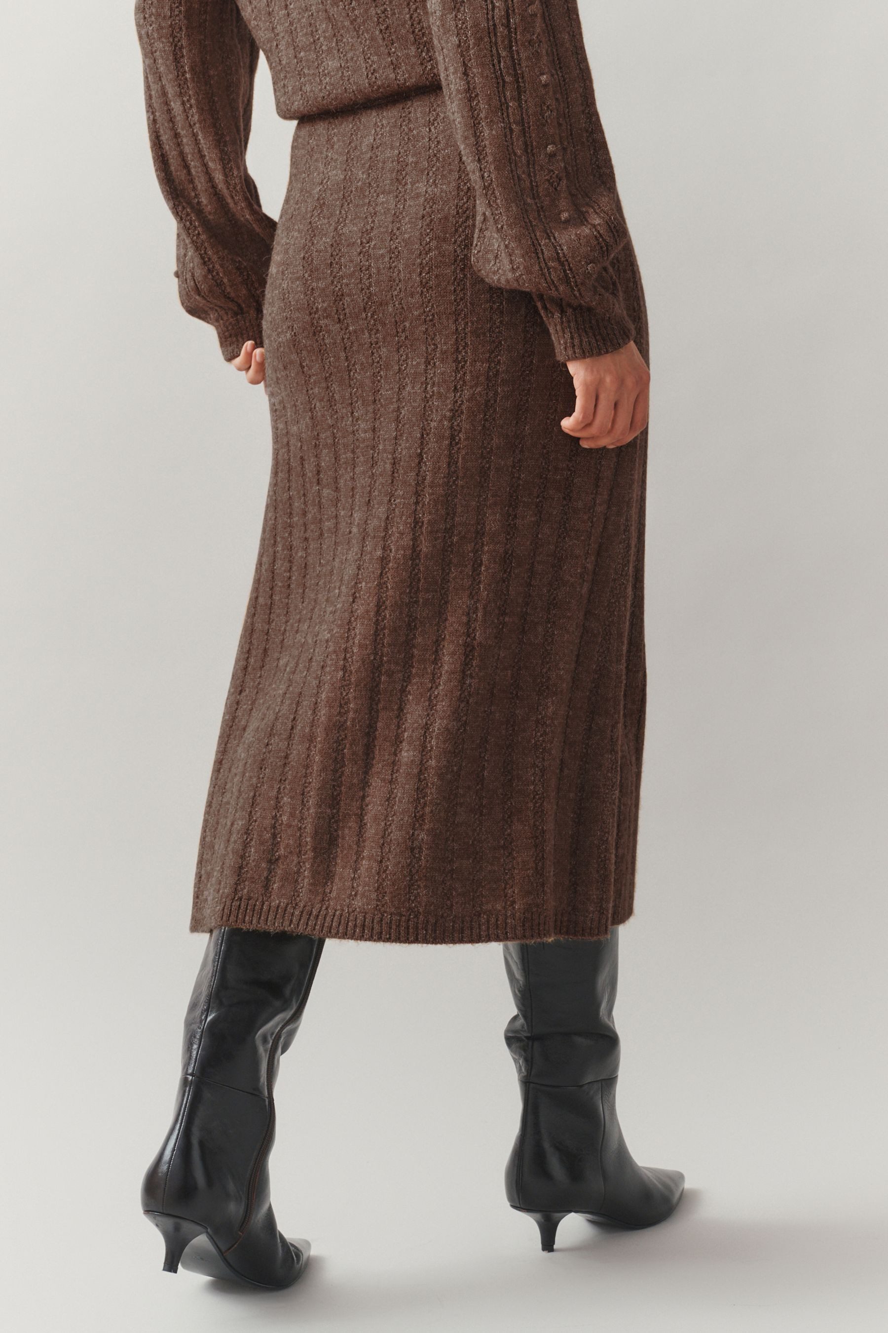 LAURA ASHLEY Midirock Laura Ashley gerader Midirock mit Strickstruktur (1-tlg)