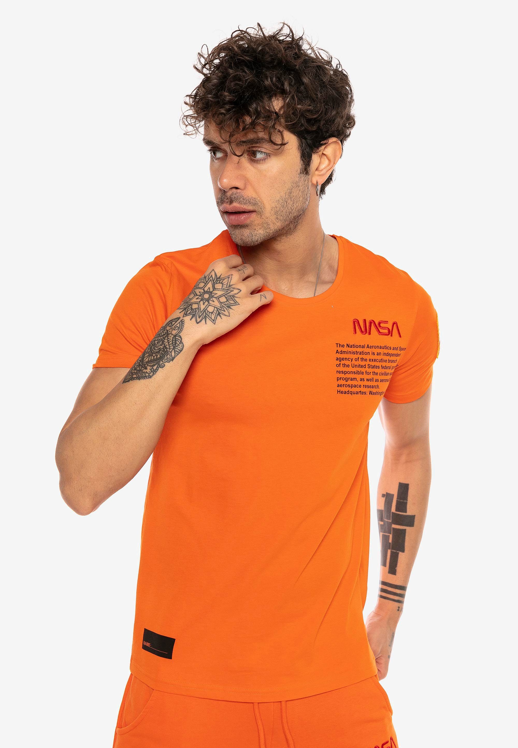 RedBridge Tucson mit gesticktem T-Shirt NASA-Design orange