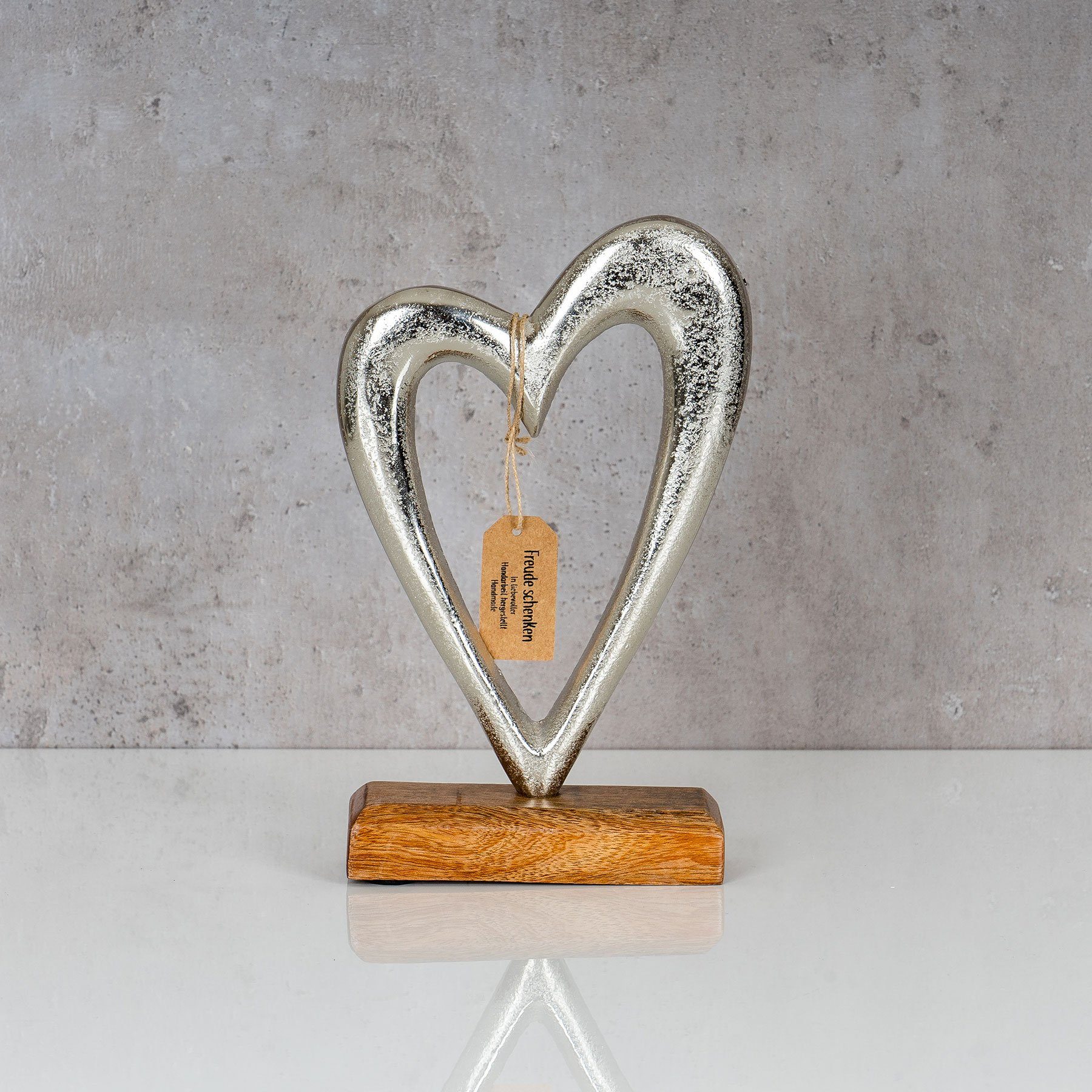Levandeo® Skulptur, Designer Skulptur Herz Silber H23cm Tischdekoration Holz Mango