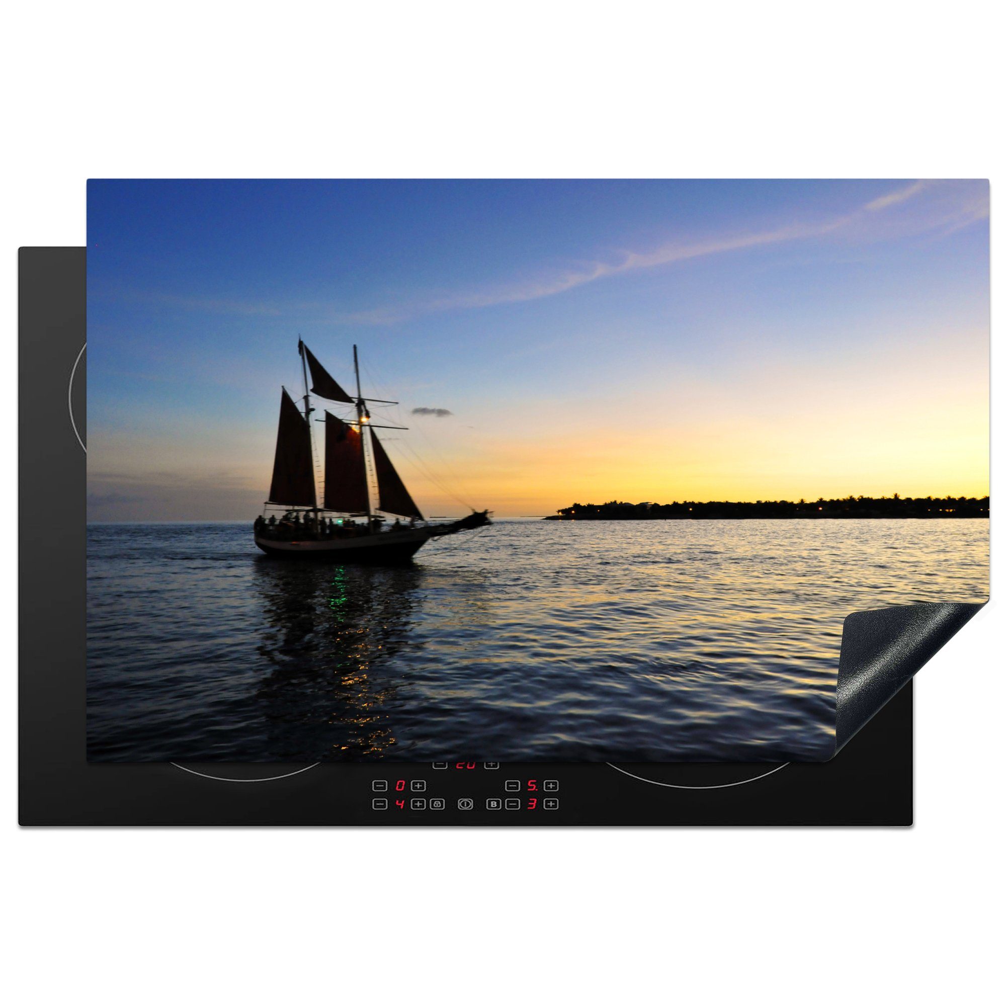 MuchoWow Herdblende-/Abdeckplatte Segelboot auf dem Meer in der Nähe von Florida bei Sonnenuntergang, Vinyl, (1 tlg), 81x52 cm, Induktionskochfeld Schutz für die küche, Ceranfeldabdeckung