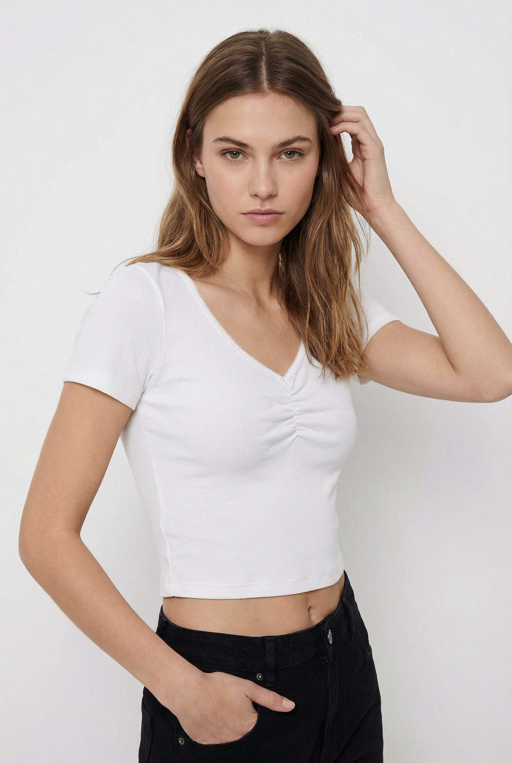 ONLY Kurzarmshirt ONLBETTY LIFE S/S SCALLOP V-NECK CC JRS mit Raffung am Au günstig online kaufen