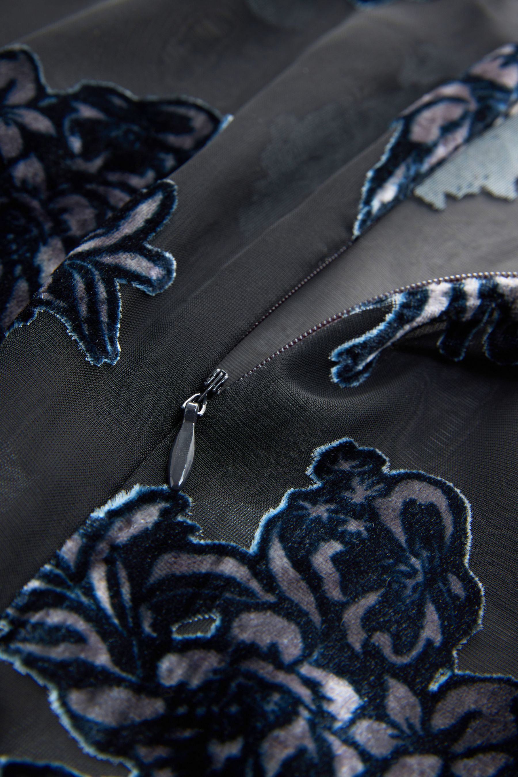 Blusenshirt Transparentes Langarmoberteil mit Samtbeflockung