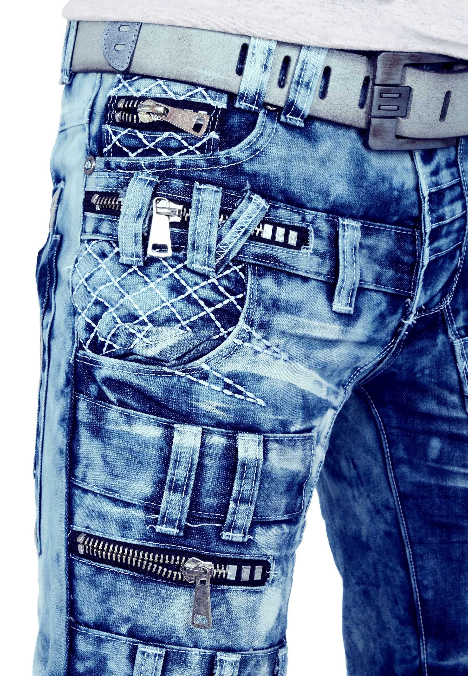 Kosmo Lupo 5-Pocket-Jeans Herren Regular Fit Jeans Stonewashed KM009 (1-tlg) Markantes Design mit Aufgesetzten Applikationen