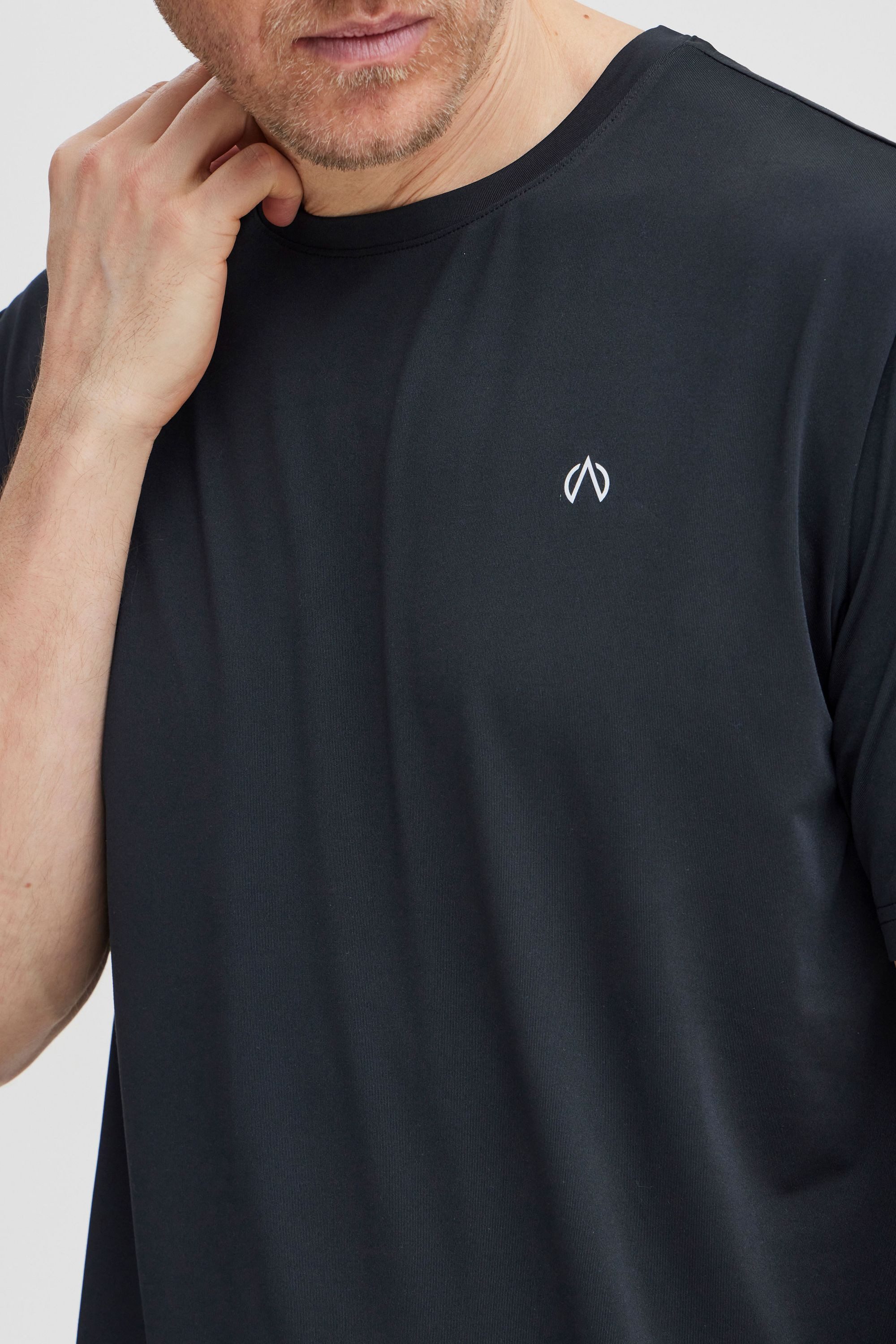 North Bend T-Shirt NBTergo Sportliches T-Shirt mit reflektierendem Logoprint