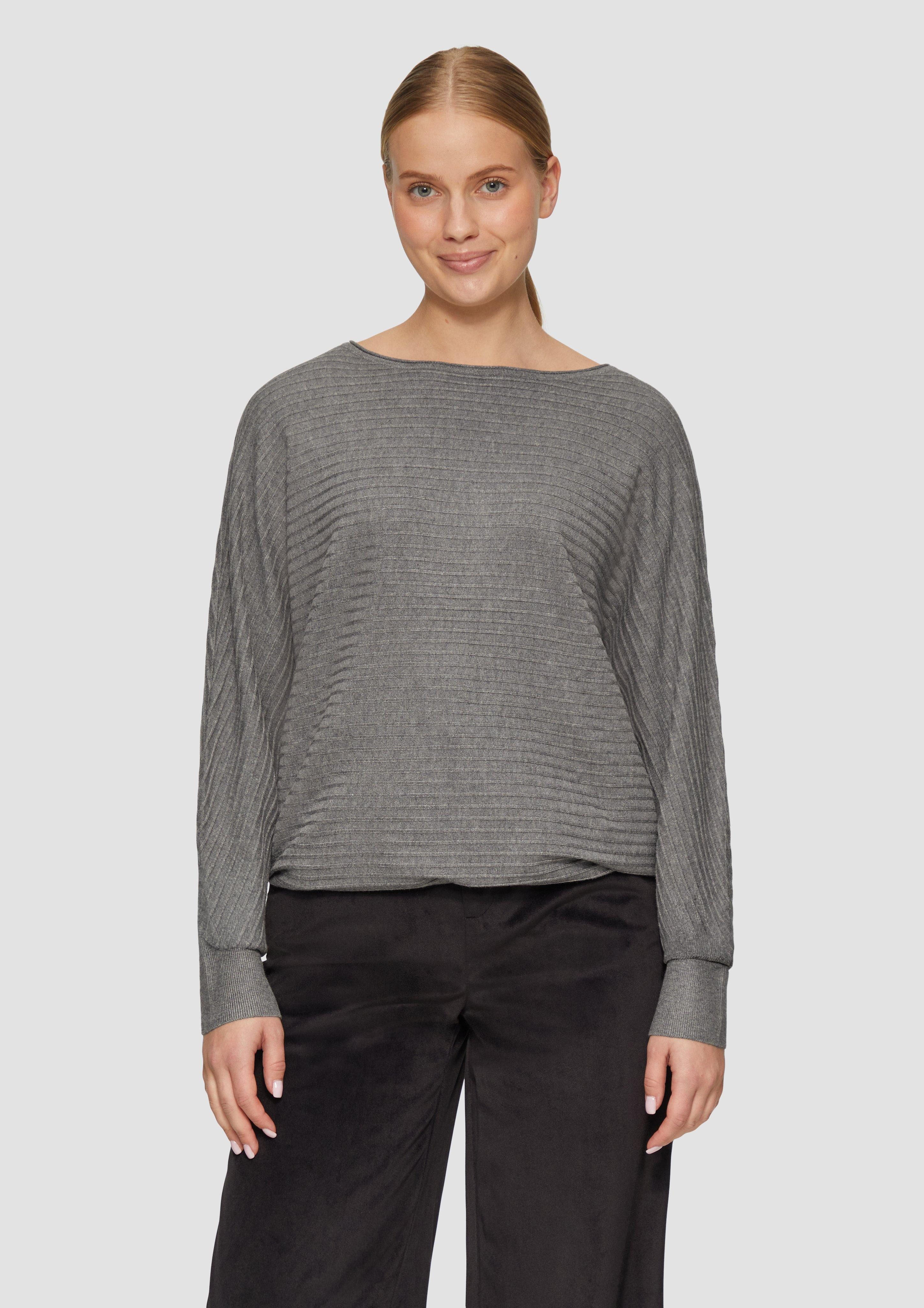 Strickpullover Strukturierter Strickpullover mit Fledermausärmeln