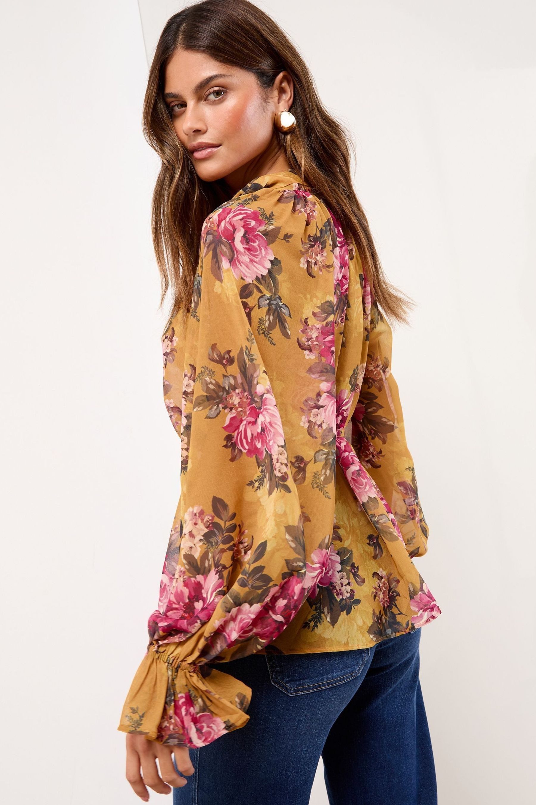 LIPSY Langarmbluse Lipsy Bluse mit Schluppe, Regular (1-tlg) günstig online kaufen