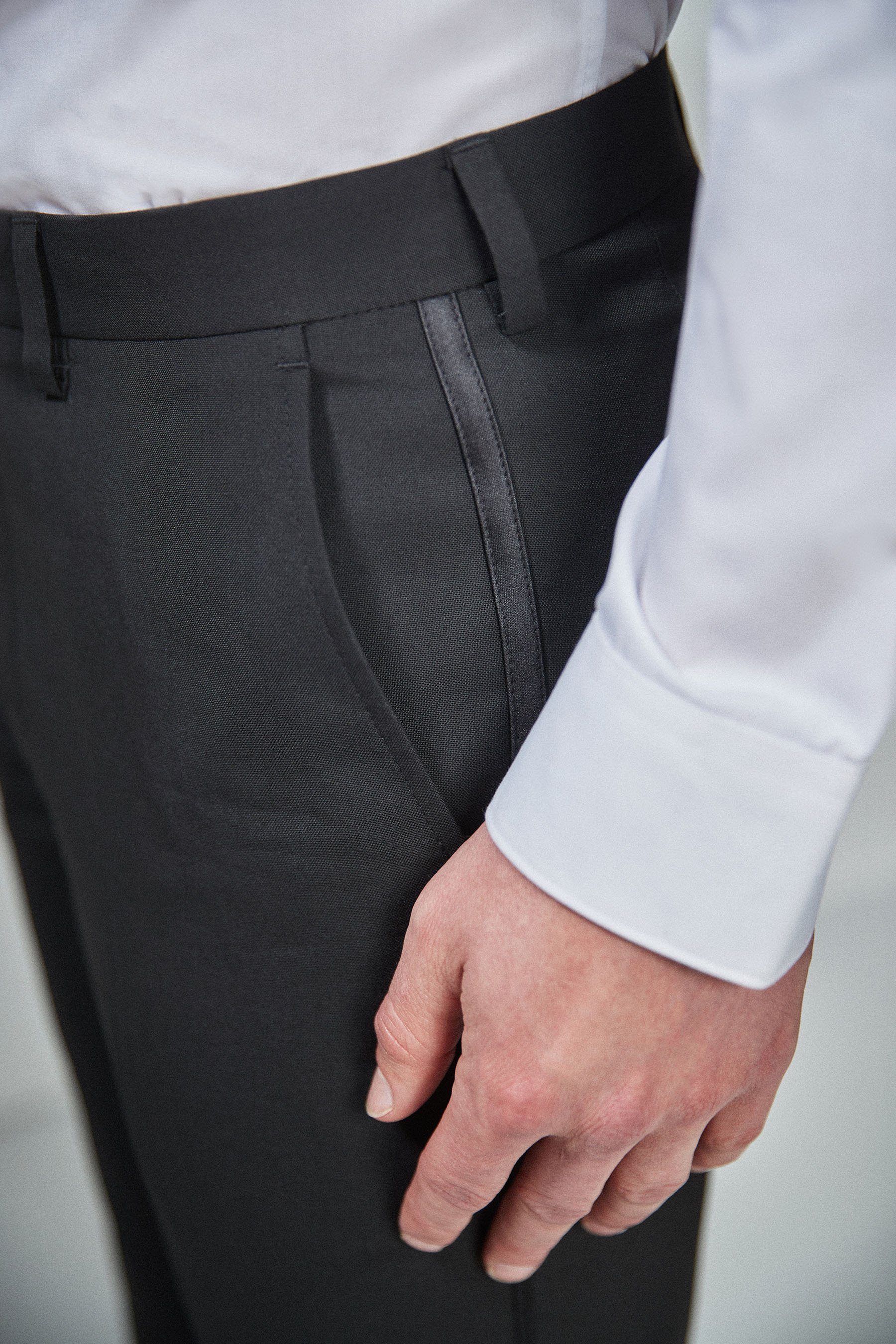 Next Anzughose Tuxedo Trousers With Contrast Tape Detail (1-tlg)
