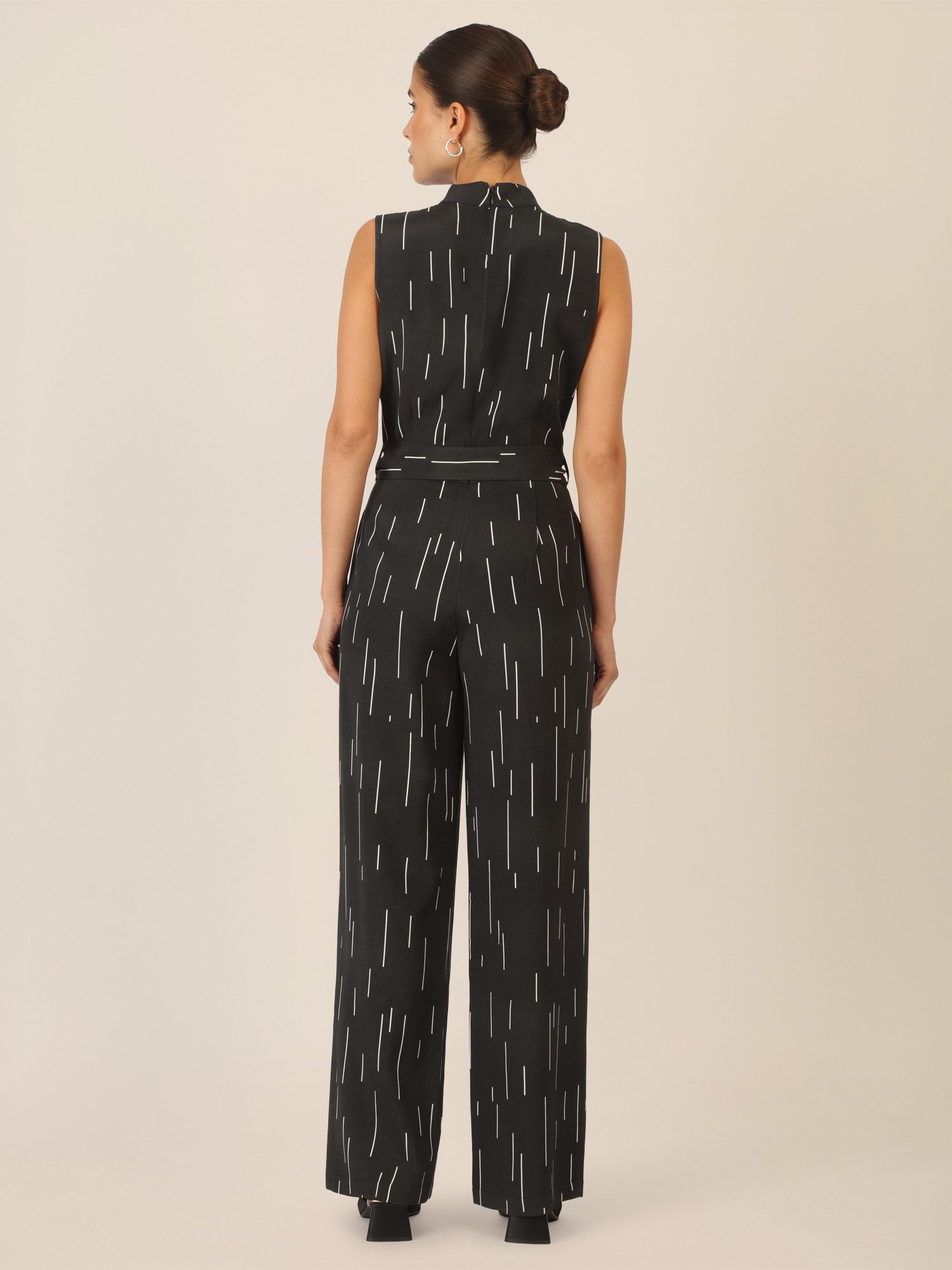 Apart Jumpsuit mit grafischem Muster