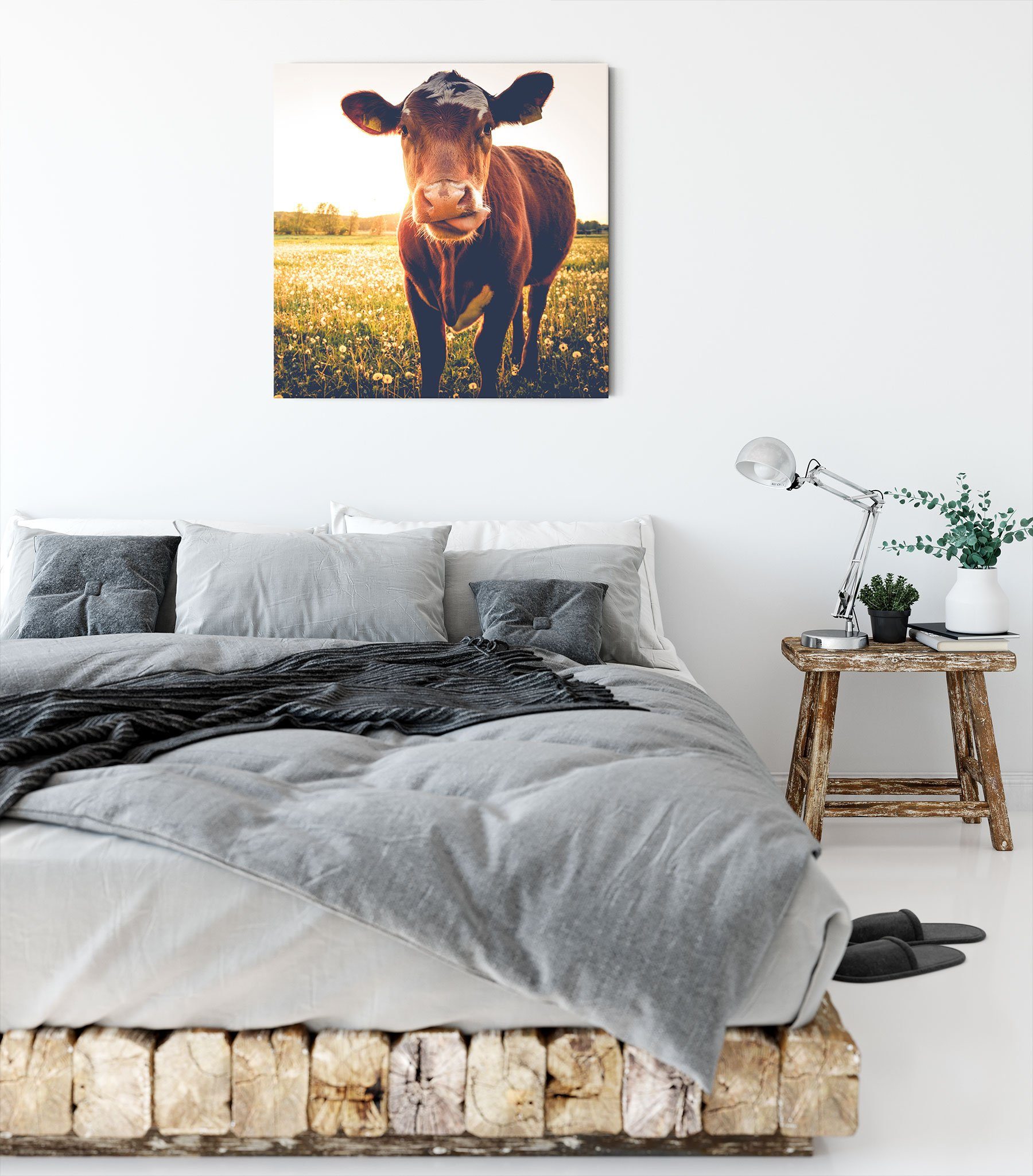 Pixxprint Leinwandbild Kuh auf Zackenaufhänger St), (1 bespannt, fertig Kuh Leinwandbild auf Butterblumenwiese Butterblumenwiese, inkl