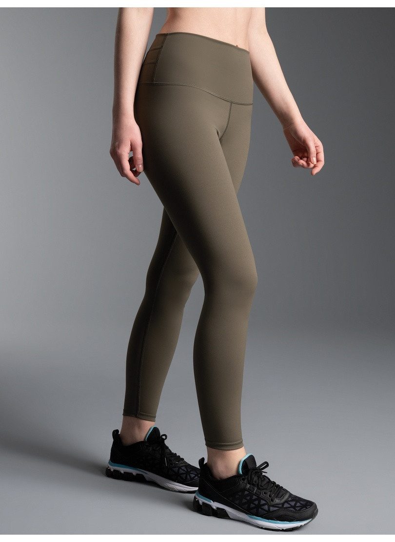 Trigema Leggings TRIGEMA Leggings mit reflektierendem Schwinge (1-tlg)