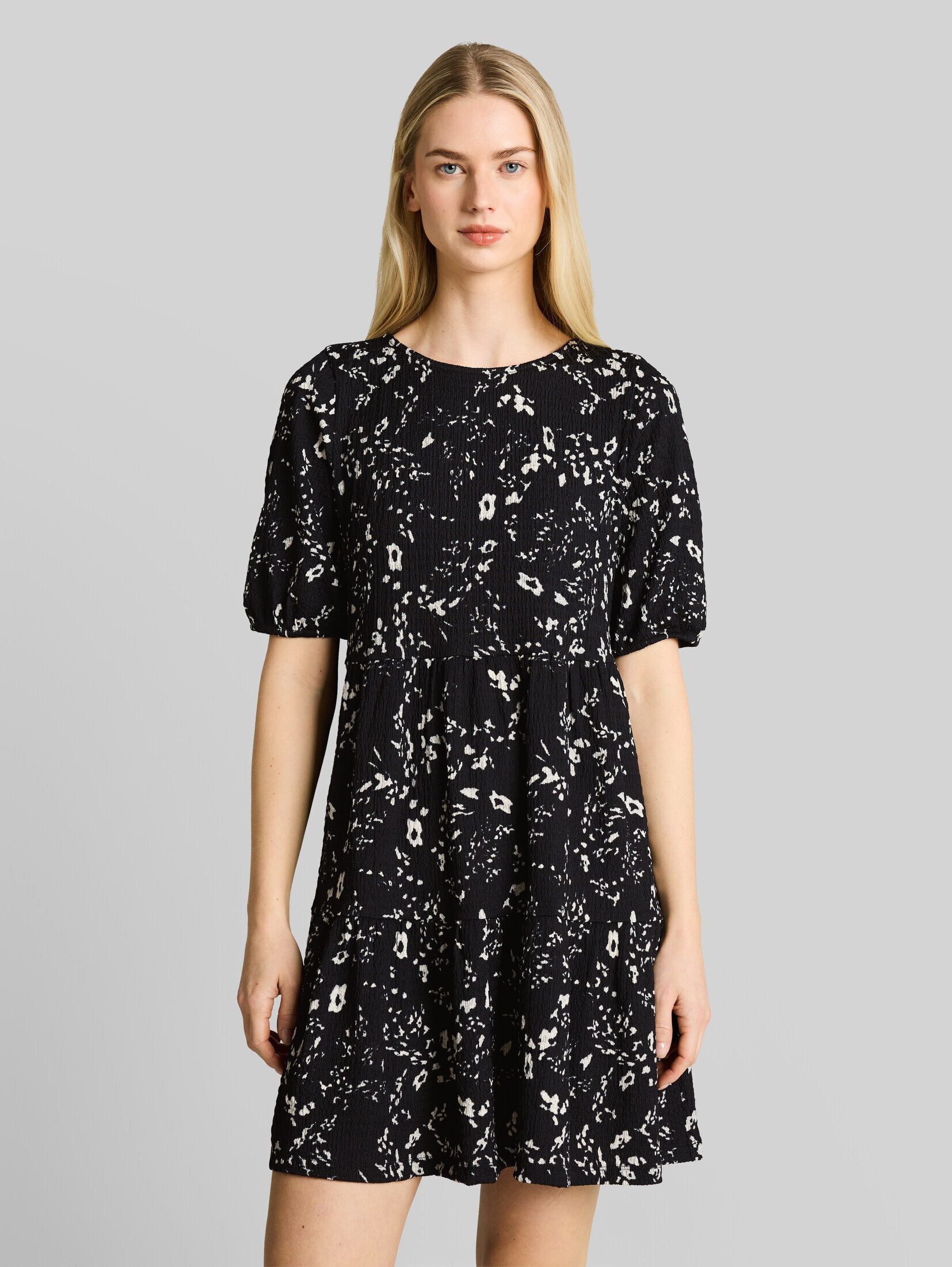 TOM TAILOR Denim Sommerkleid Kleider & Jumpsuits Crinkle Mini-Kleid mit Blumenmuster